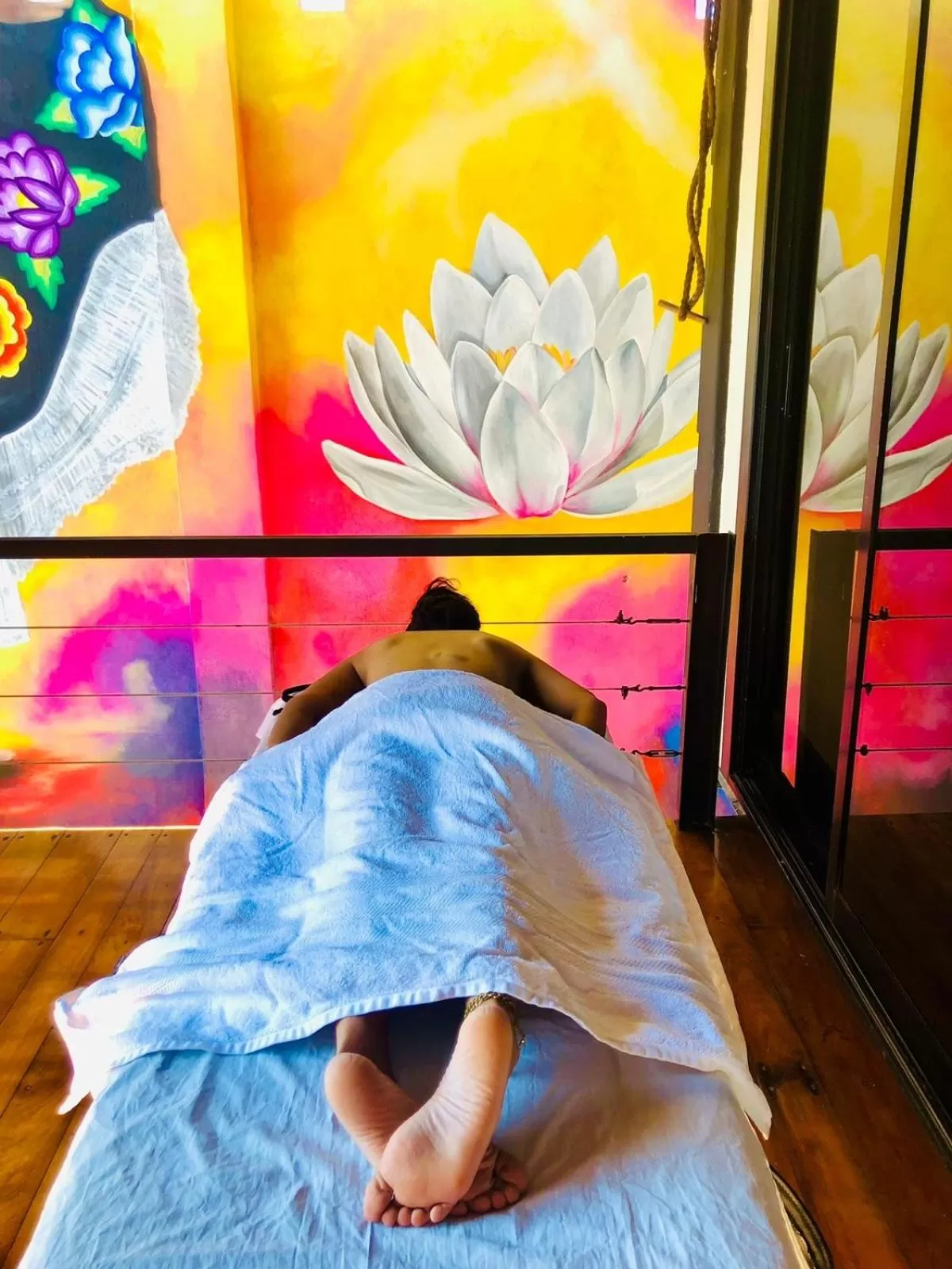 Massage, Bed in Cabane Container Hotel - ADULTS ONLY