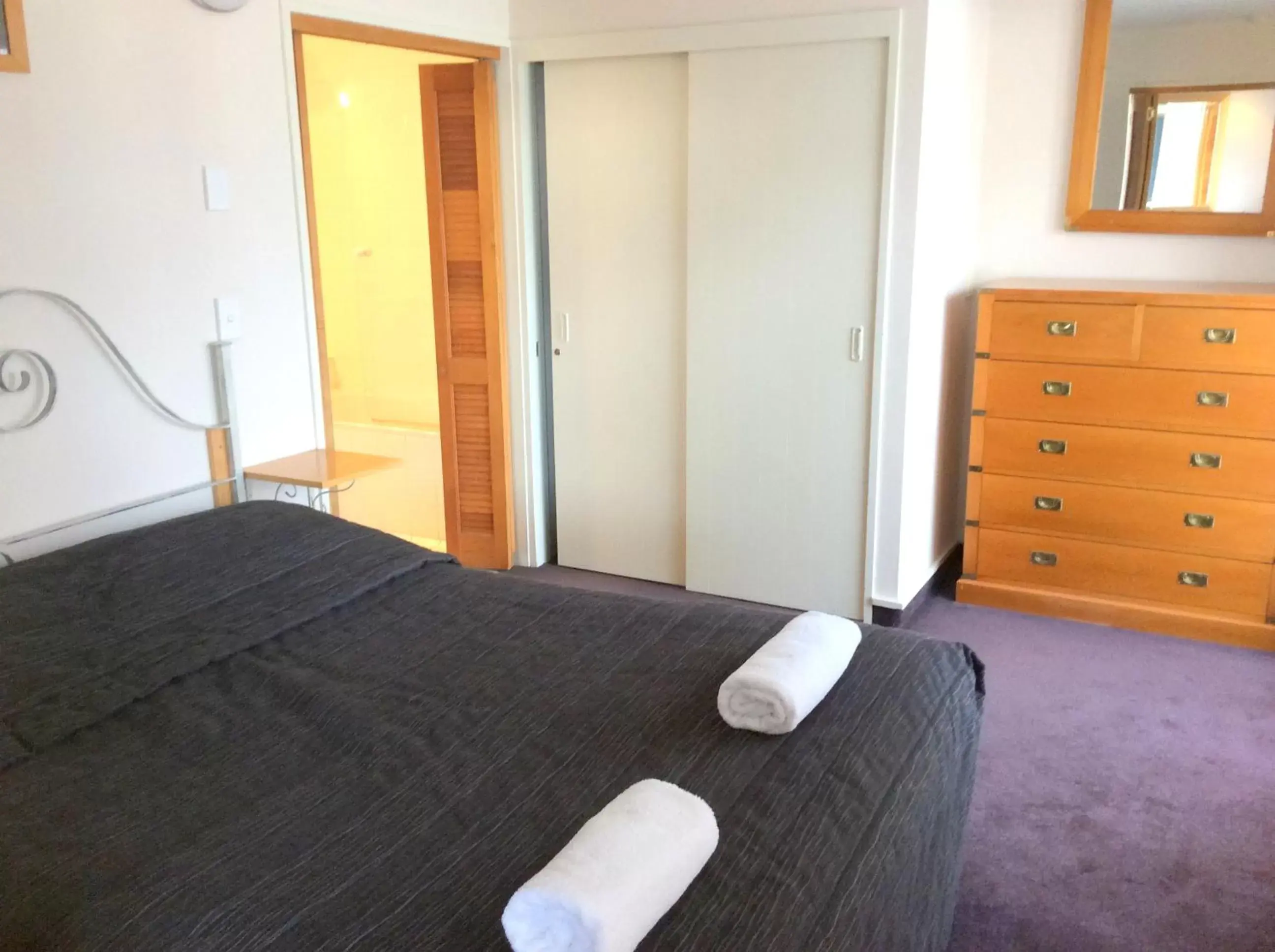 Bedroom, Bed in The Lofts Apartments