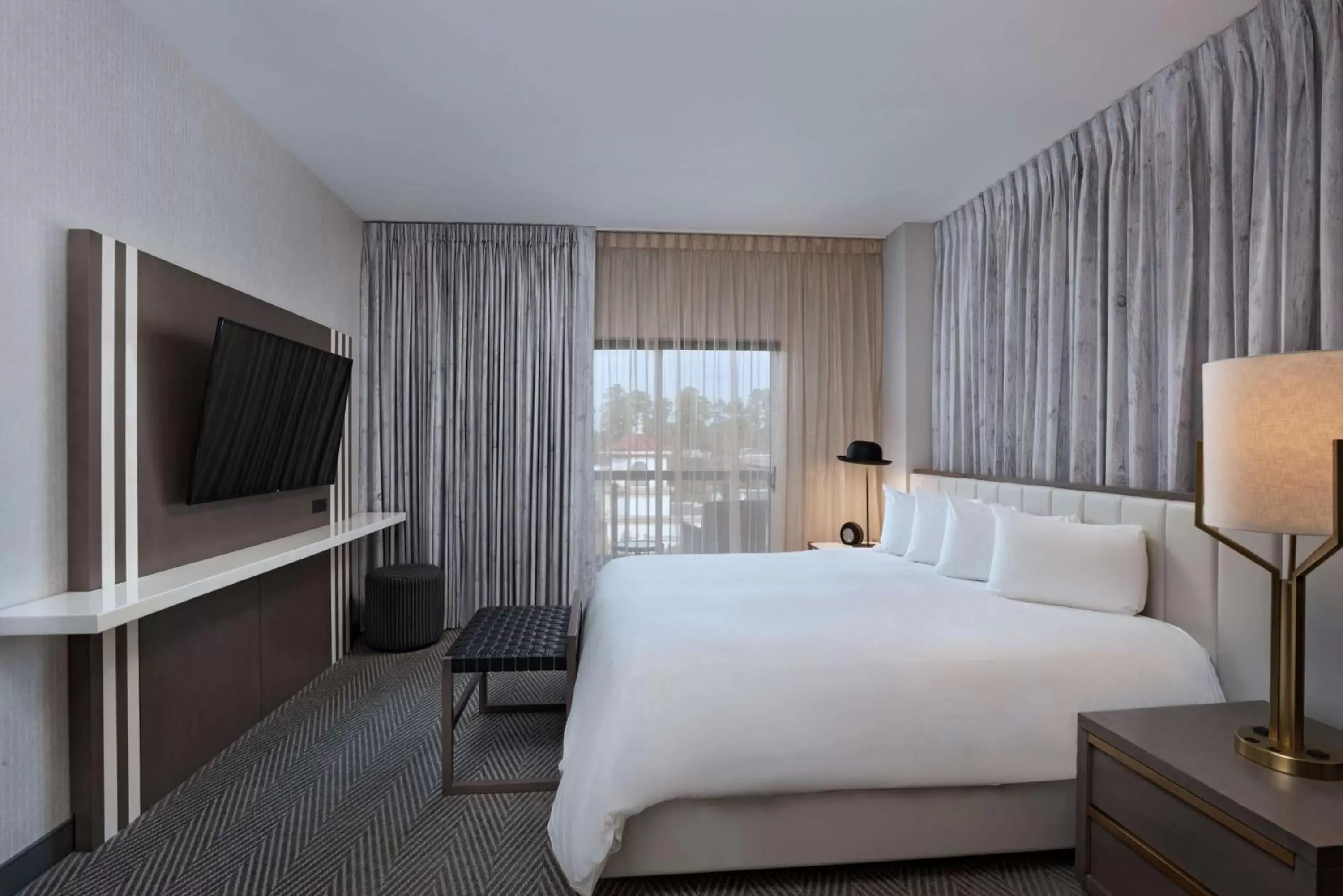 Photo of the whole room, Bed in Hyatt Centric The Woodlands Photo of the whole room, Bed in Hyatt Centric The Woodlands