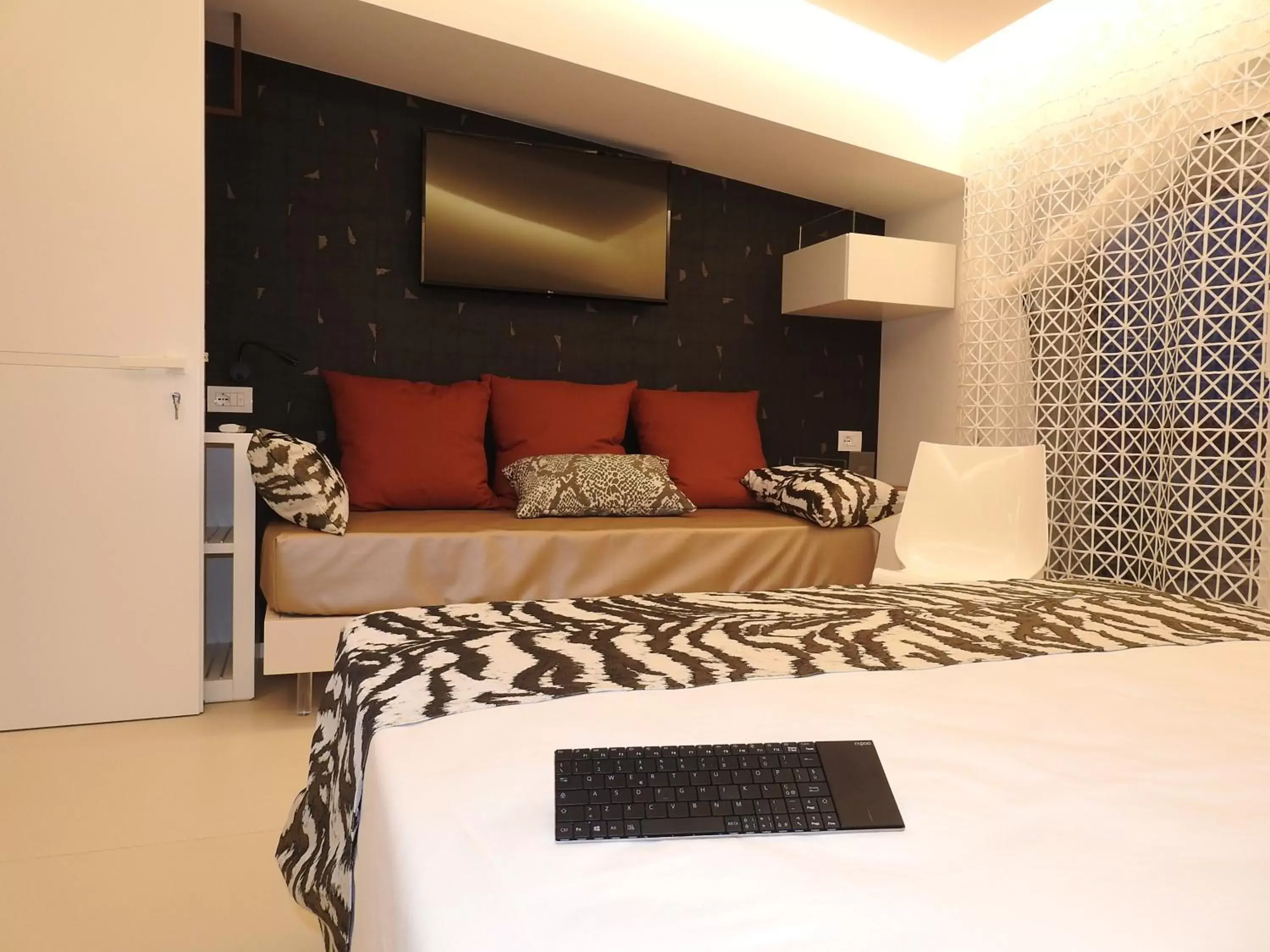 TV and multimedia, Bed in Hedoné Design Experience B&B