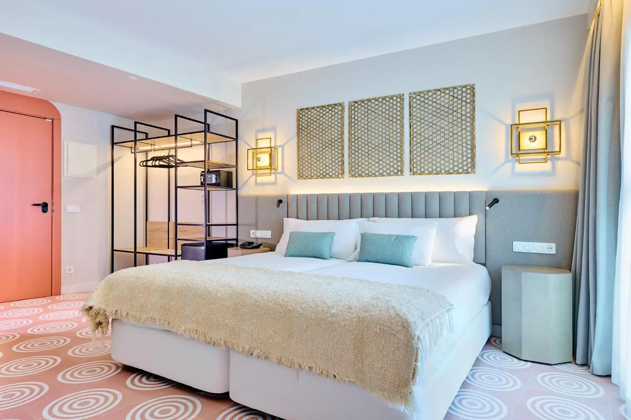 Photo of the whole room, Bed in Boutique Hotel Luna Granada Centro