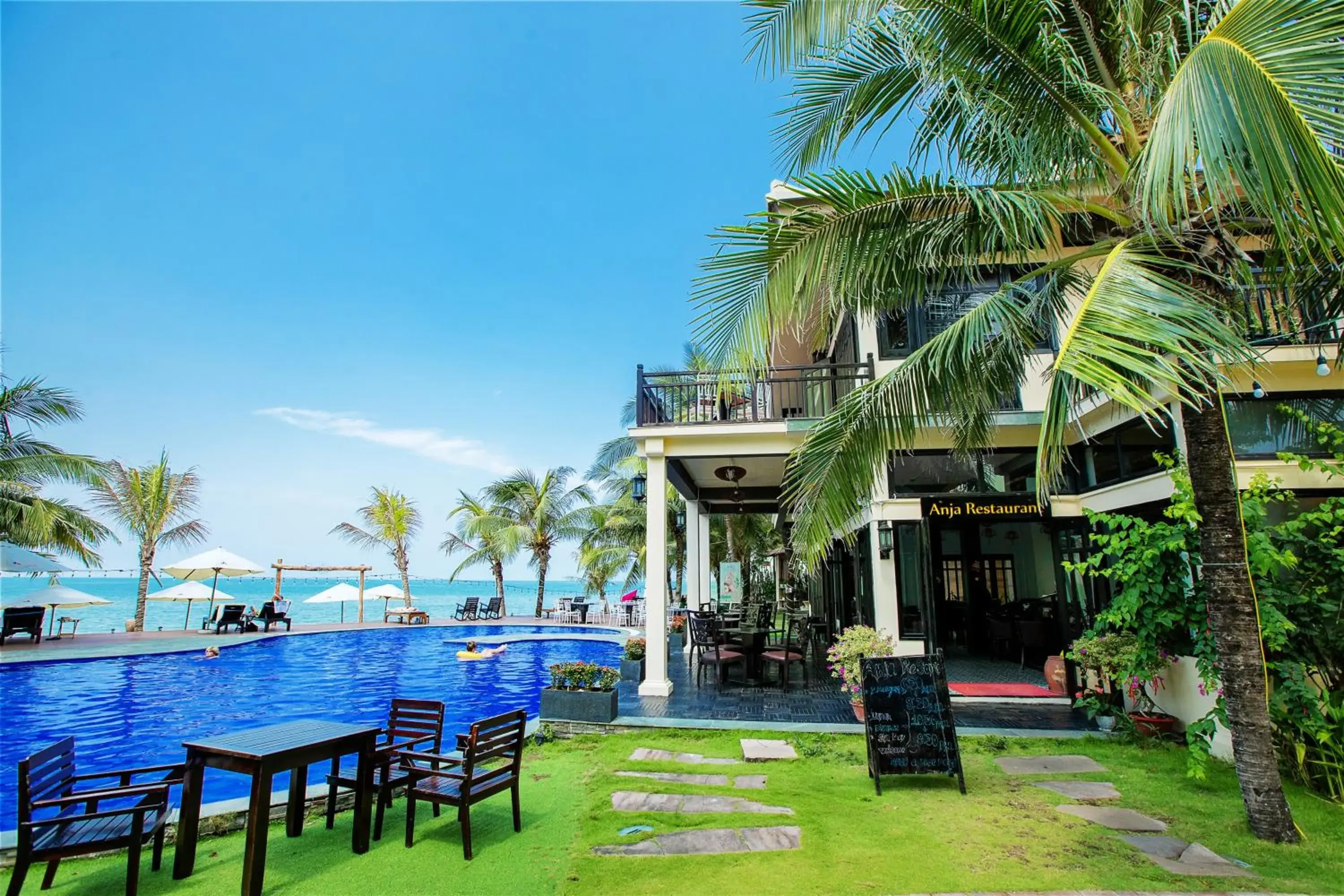 Sea view, Swimming Pool in Anja Beach Resort & Spa