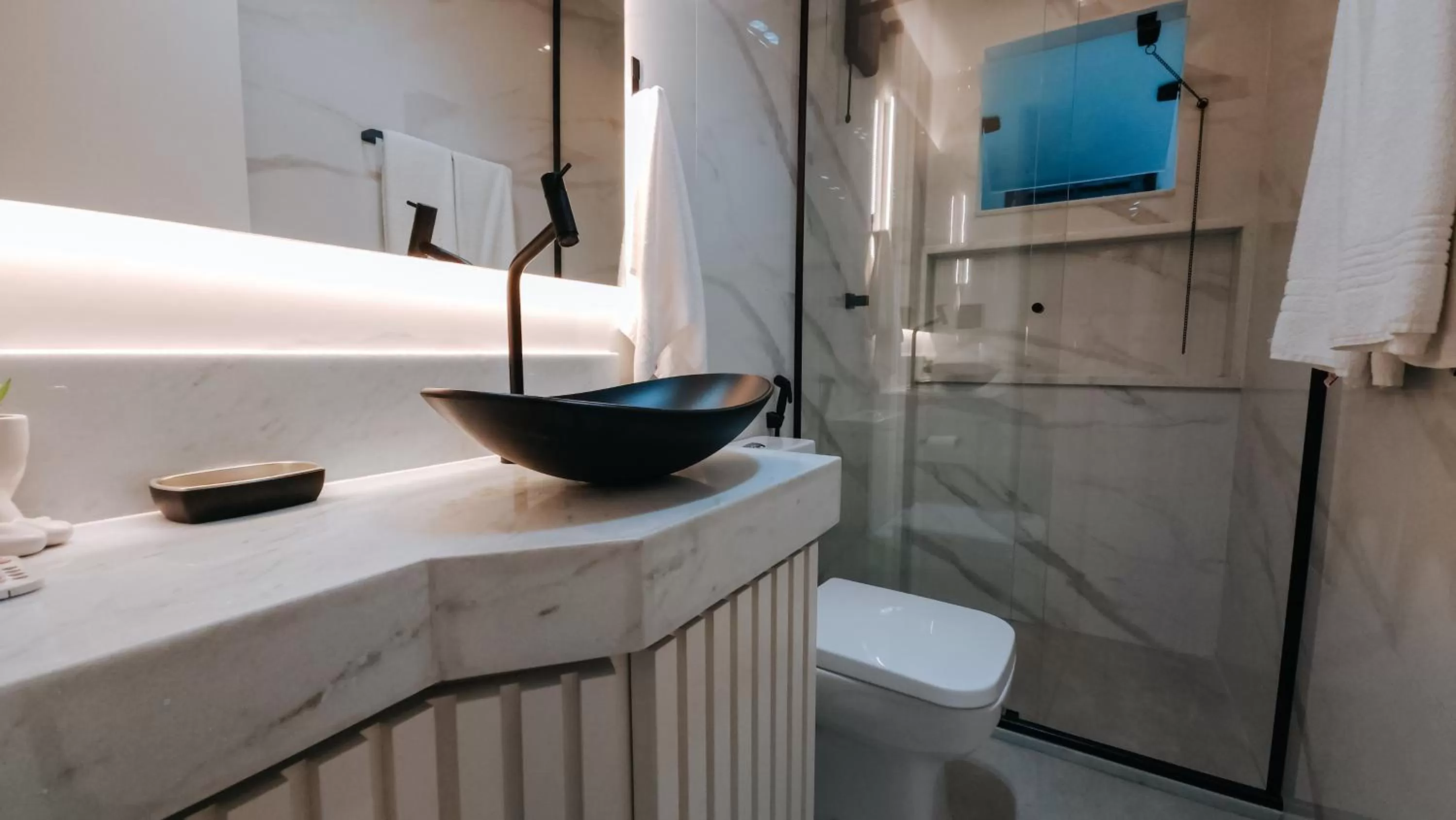 Shower in Suítes Água Marinha