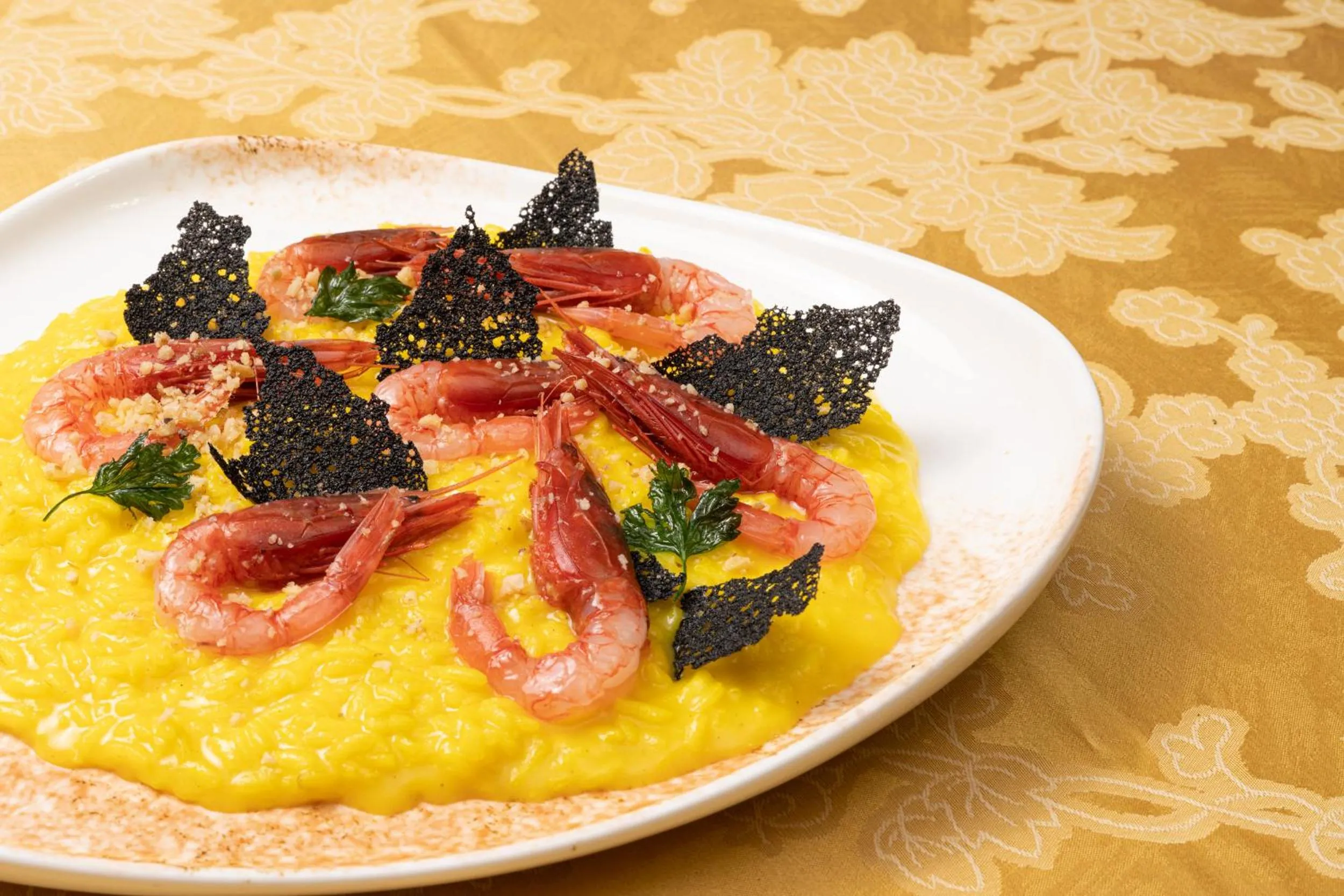 Restaurant/places to eat in Hotel Palace