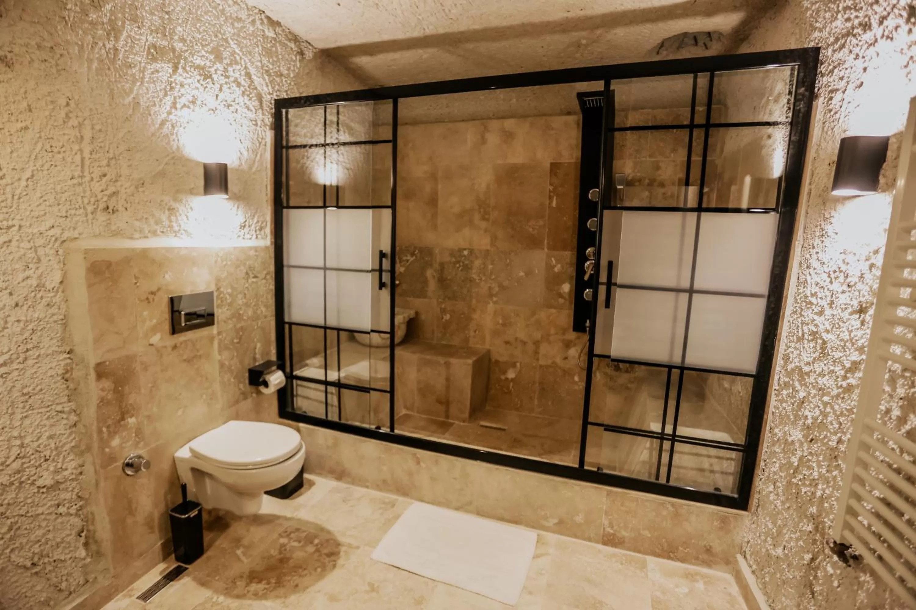 Bathroom in Sunset Cave