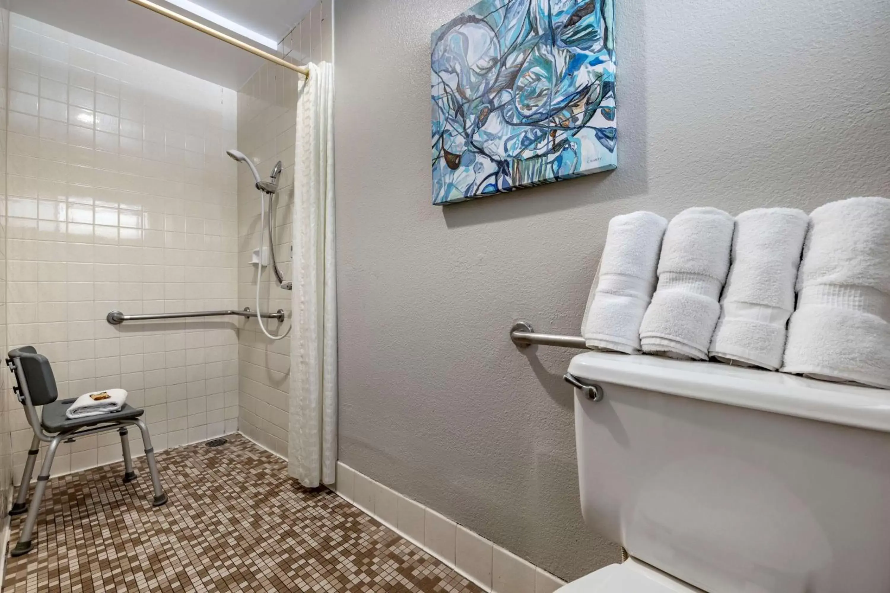 Bathroom in The Encinitan Hotel & Suites