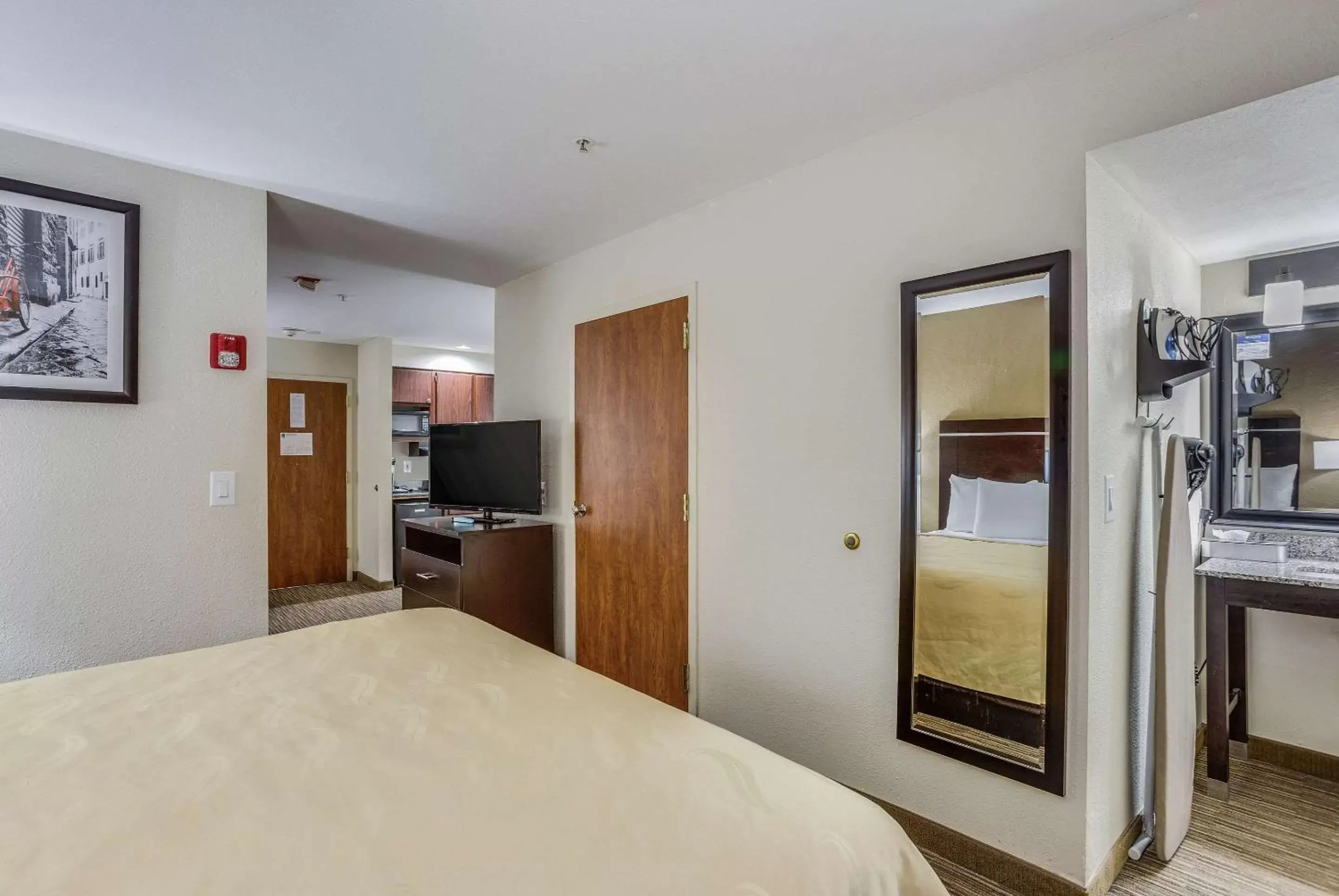 Photo of the whole room in Quality Inn & Suites