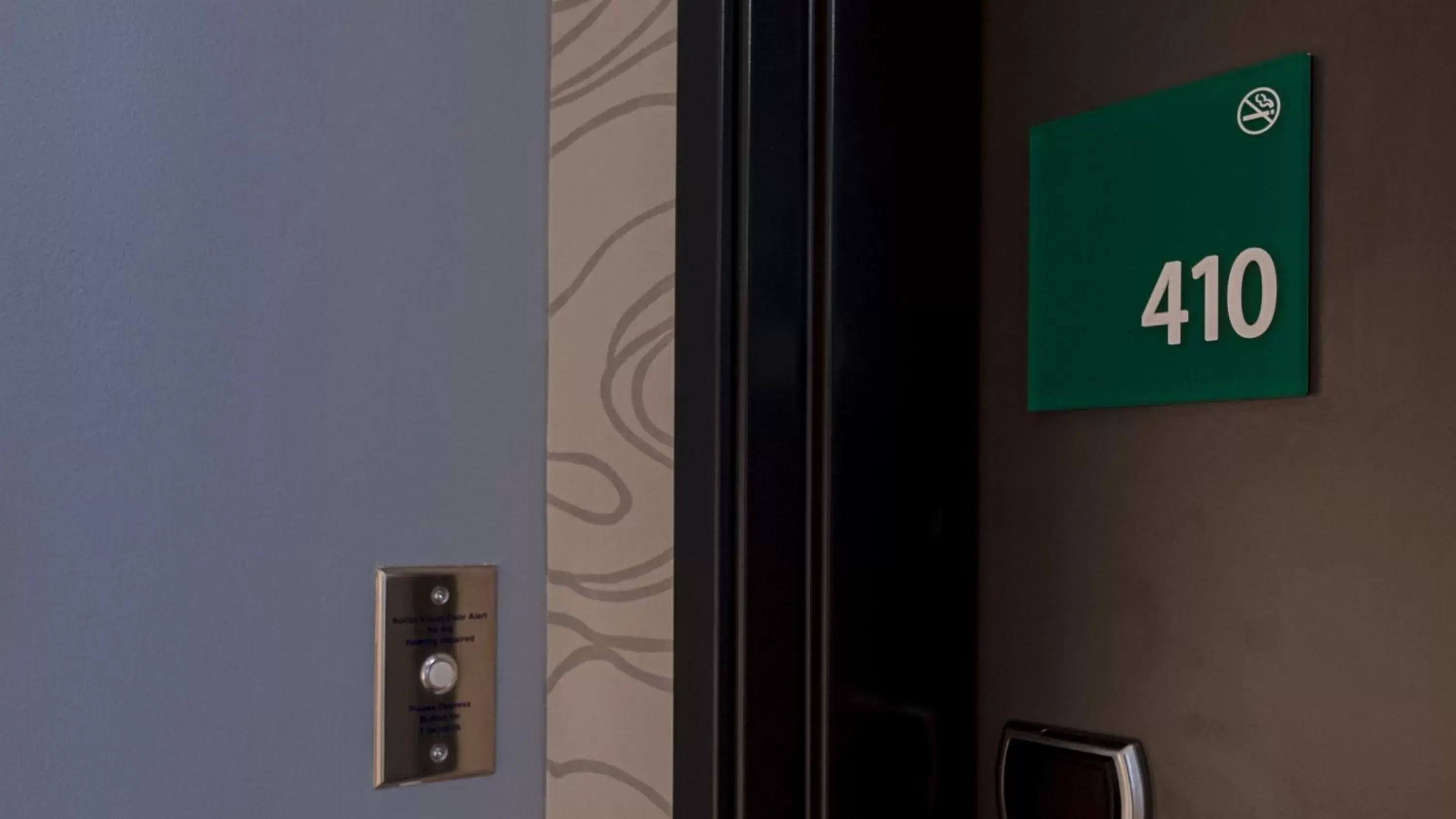 King Room - Hearing Accessible - Non-Smoking in Holiday Inn & Suites Philadelphia W - Drexel Hill by IHG King Room - Hearing Accessible - Non-Smoking in Holiday Inn & Suites Philadelphia W - Drexel Hill by IHG