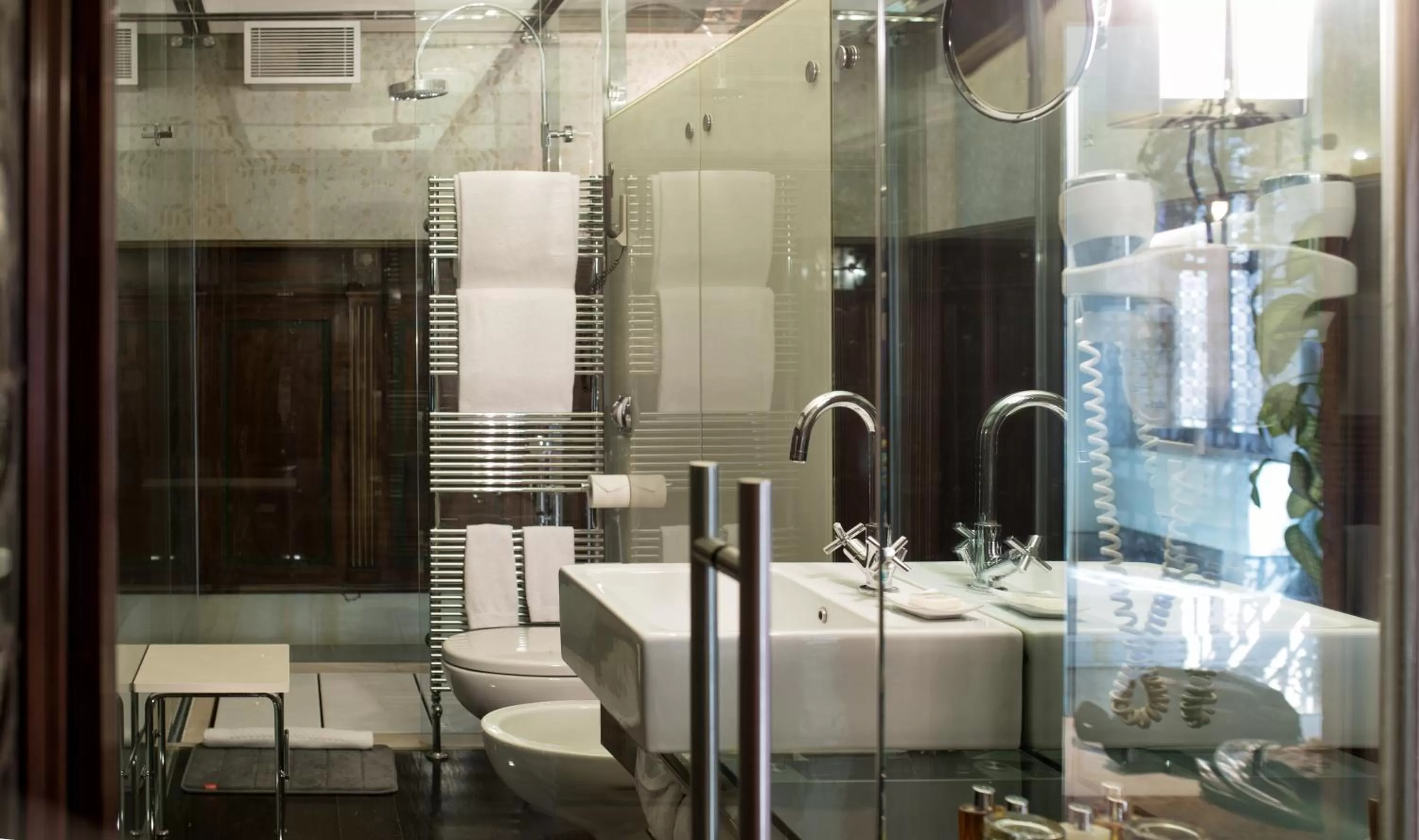 Bathroom in Ca' Nigra Lagoon Resort