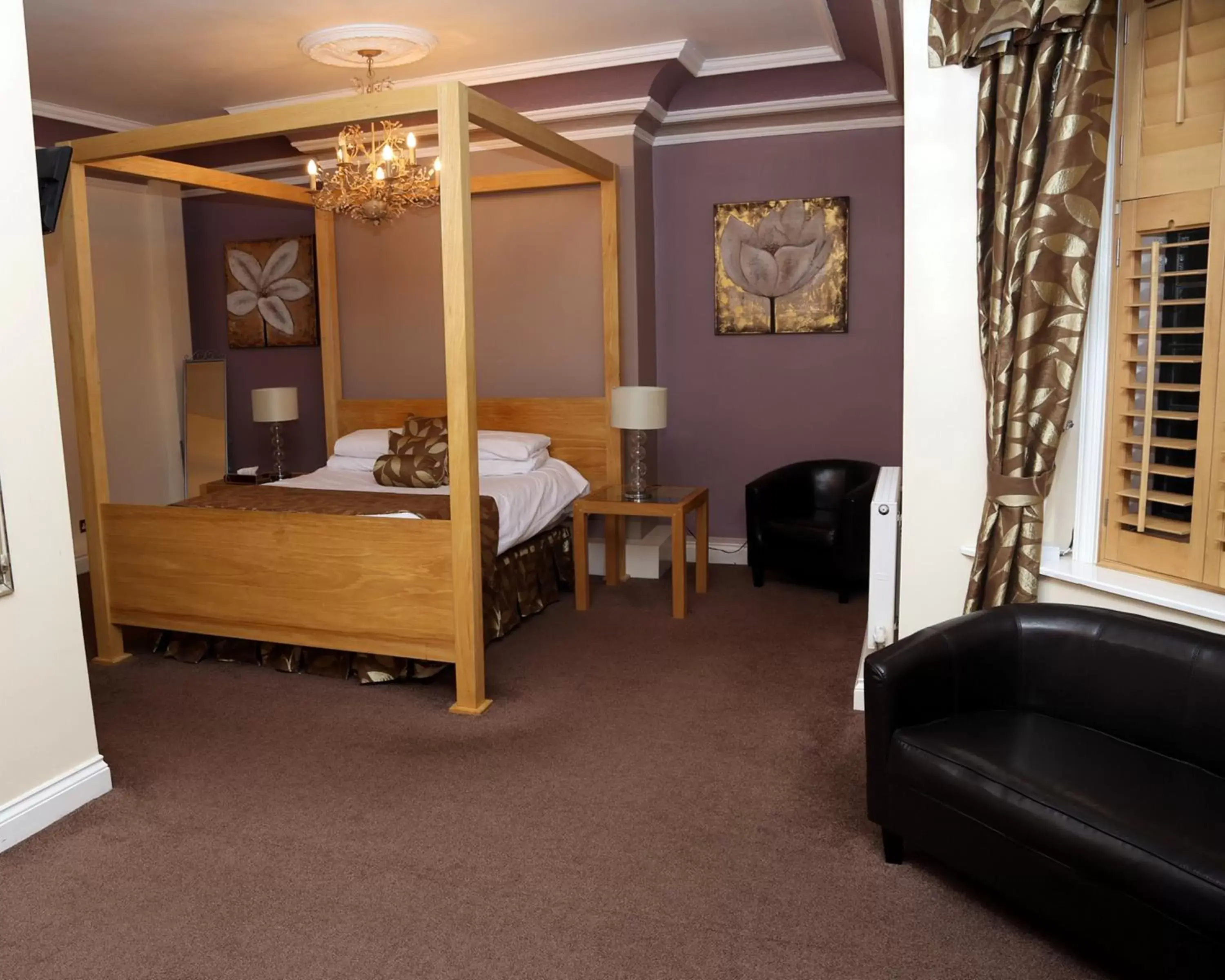 Bedroom in Maes Manor Country Hotel