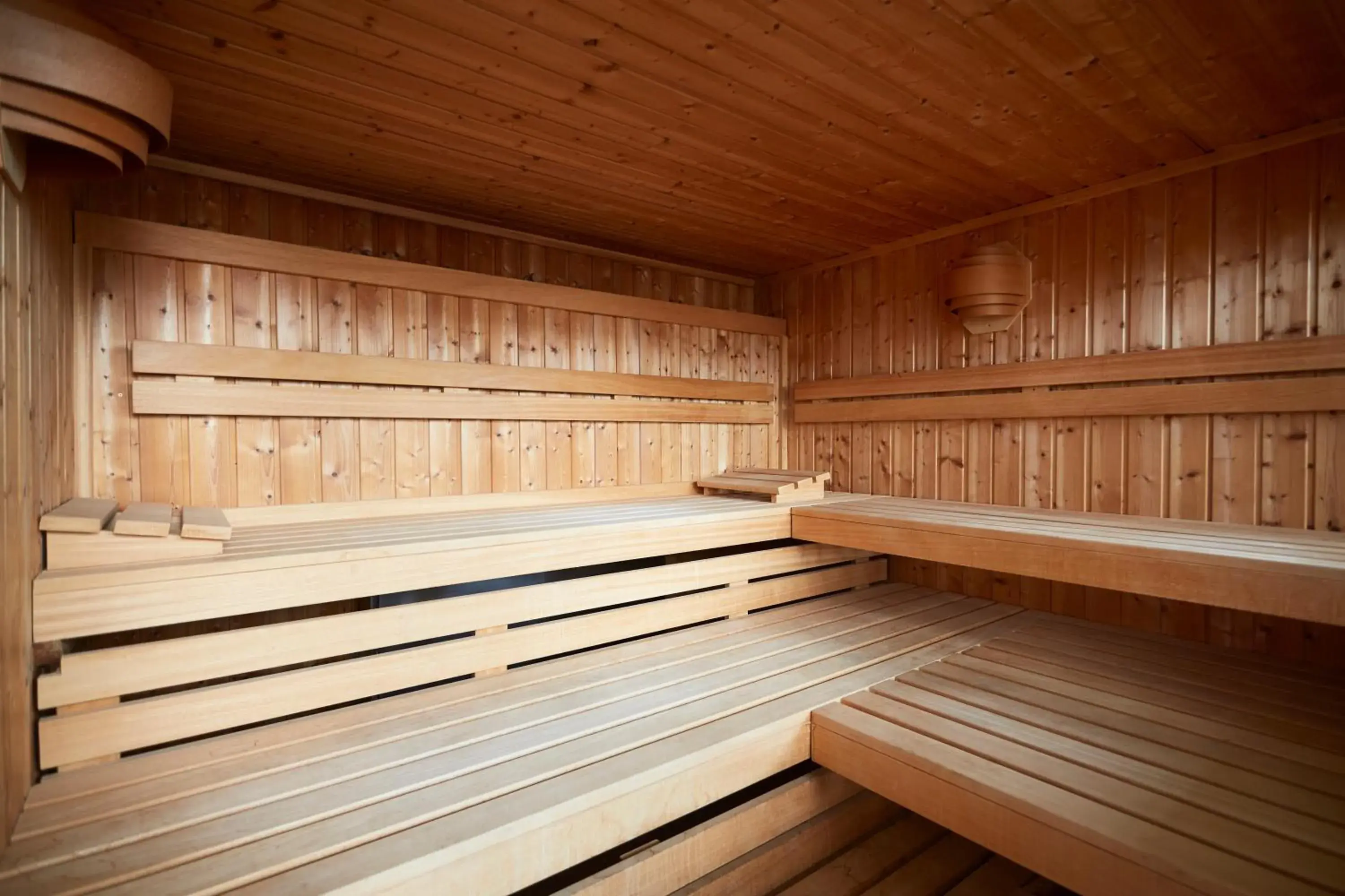 Sauna in Invisa Hotel La Cala