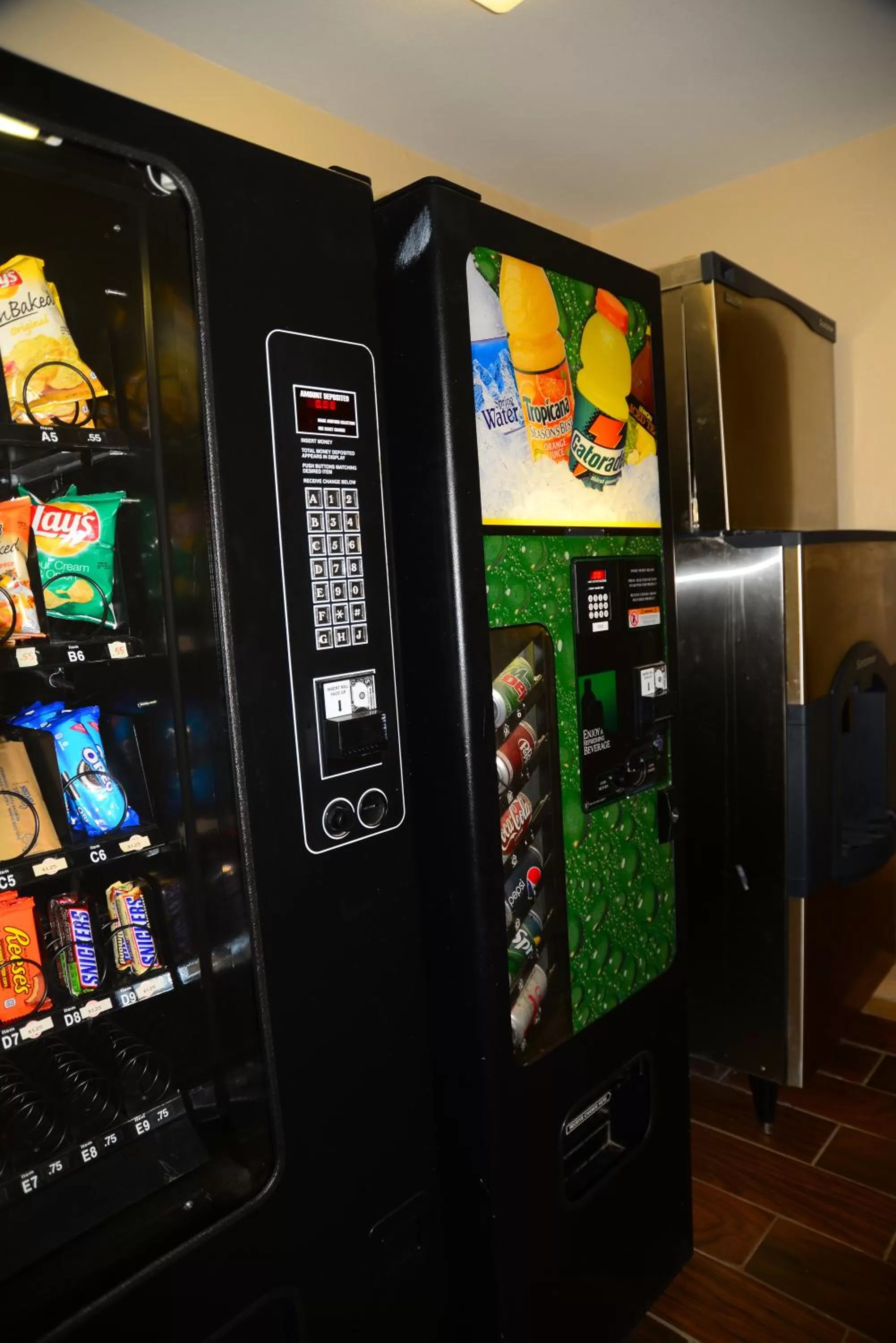 Food and drinks in Budget Inn Express