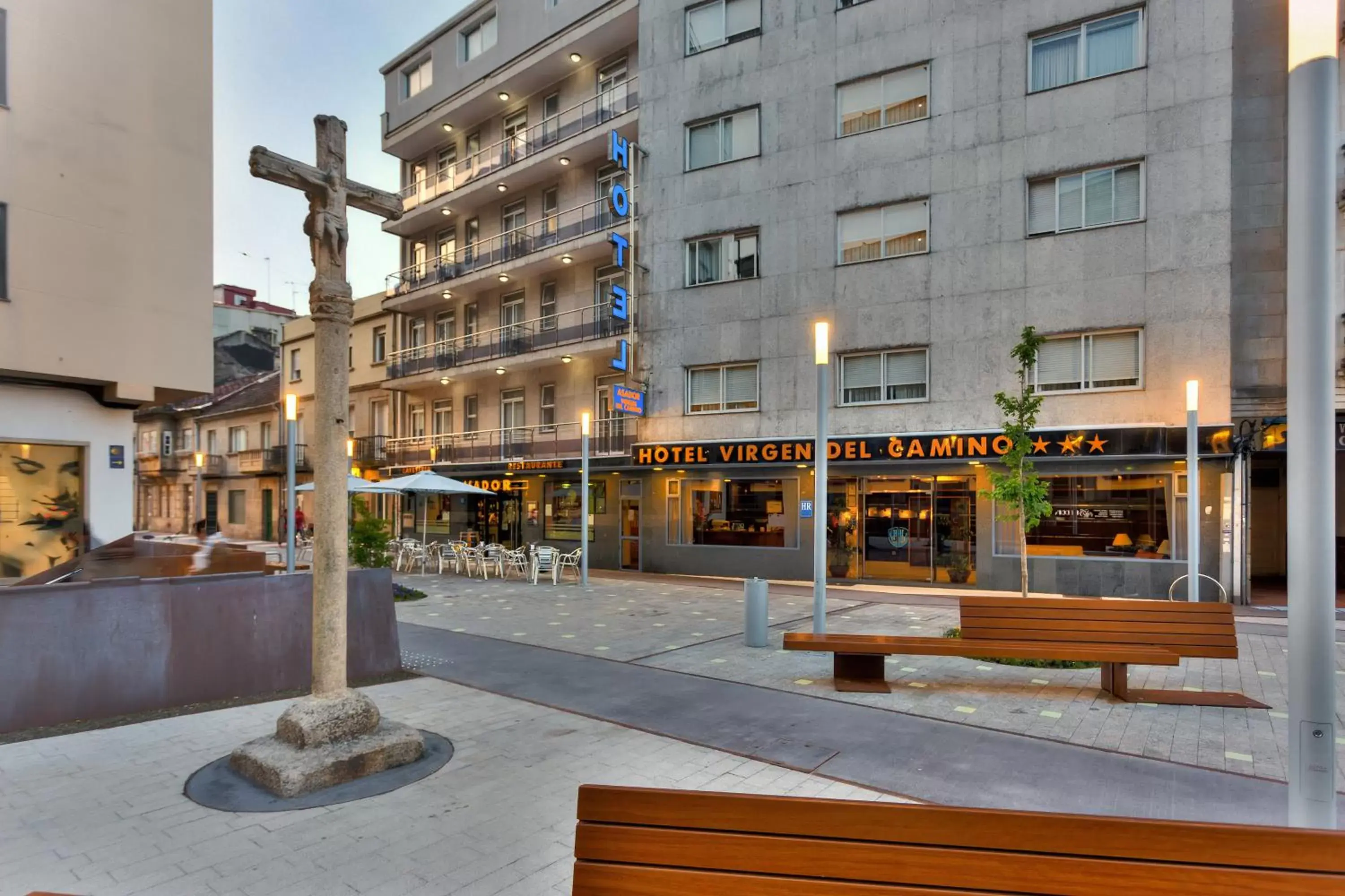 Facade/entrance in Hotel Virgen del Camino Pontevedra