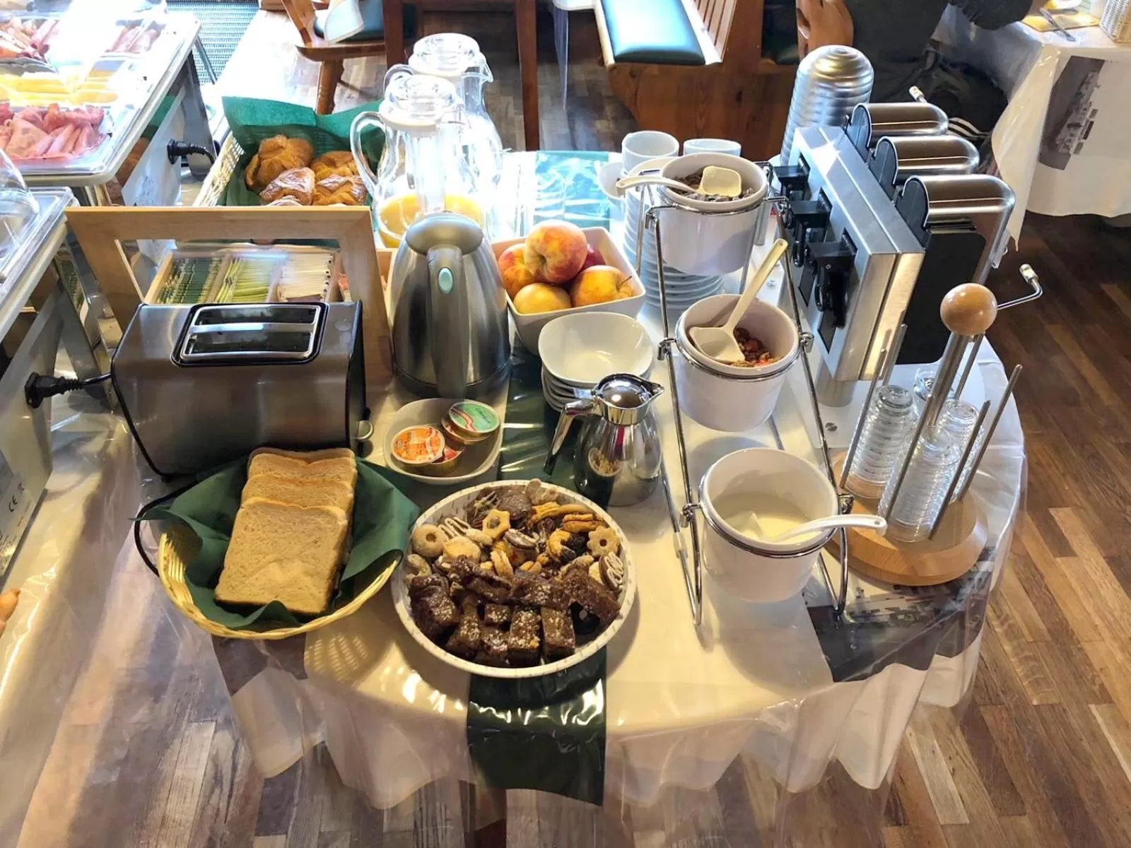 Breakfast in Pension zum Strell