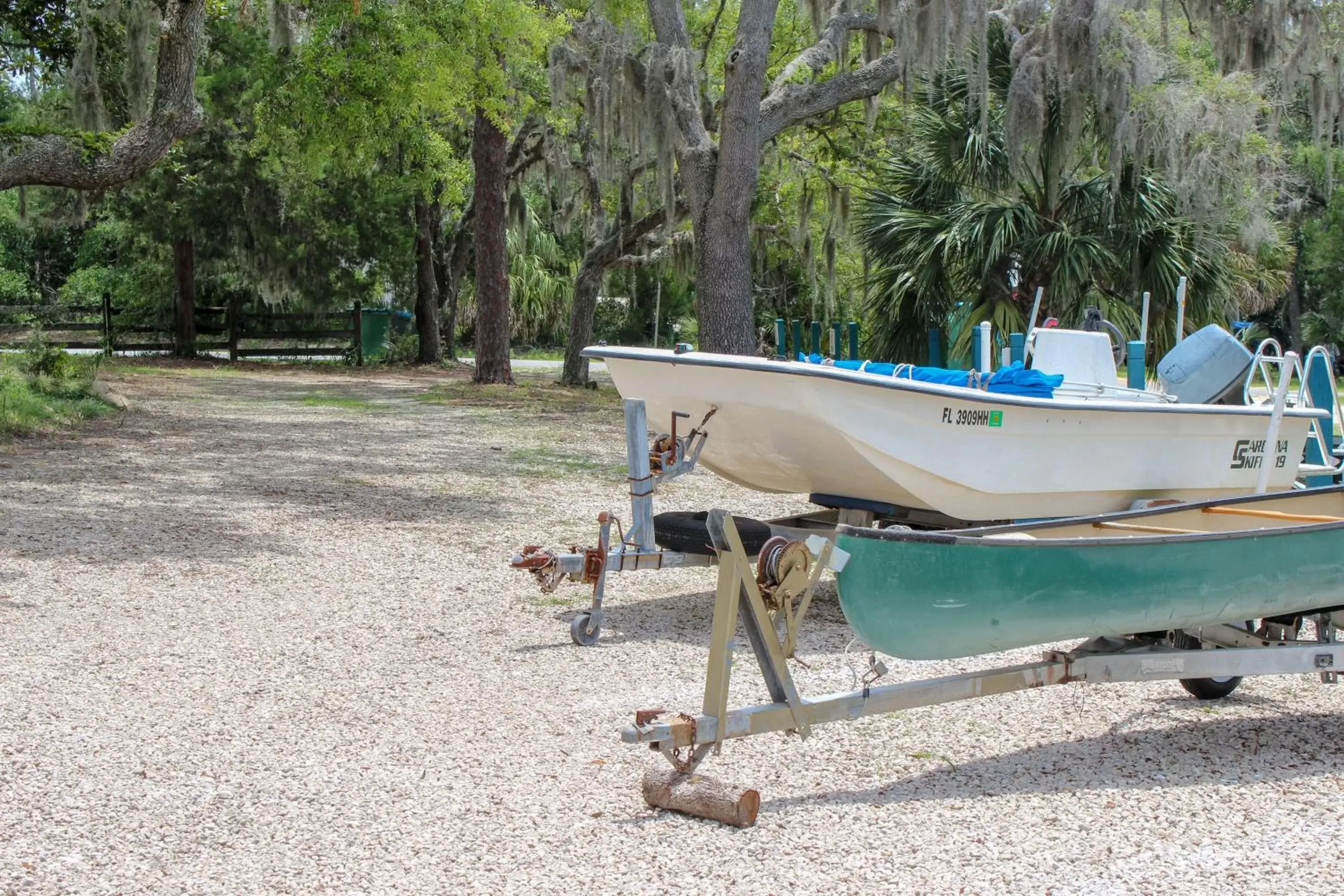 Area and facilities in Steinhatchee River Inn and Marina