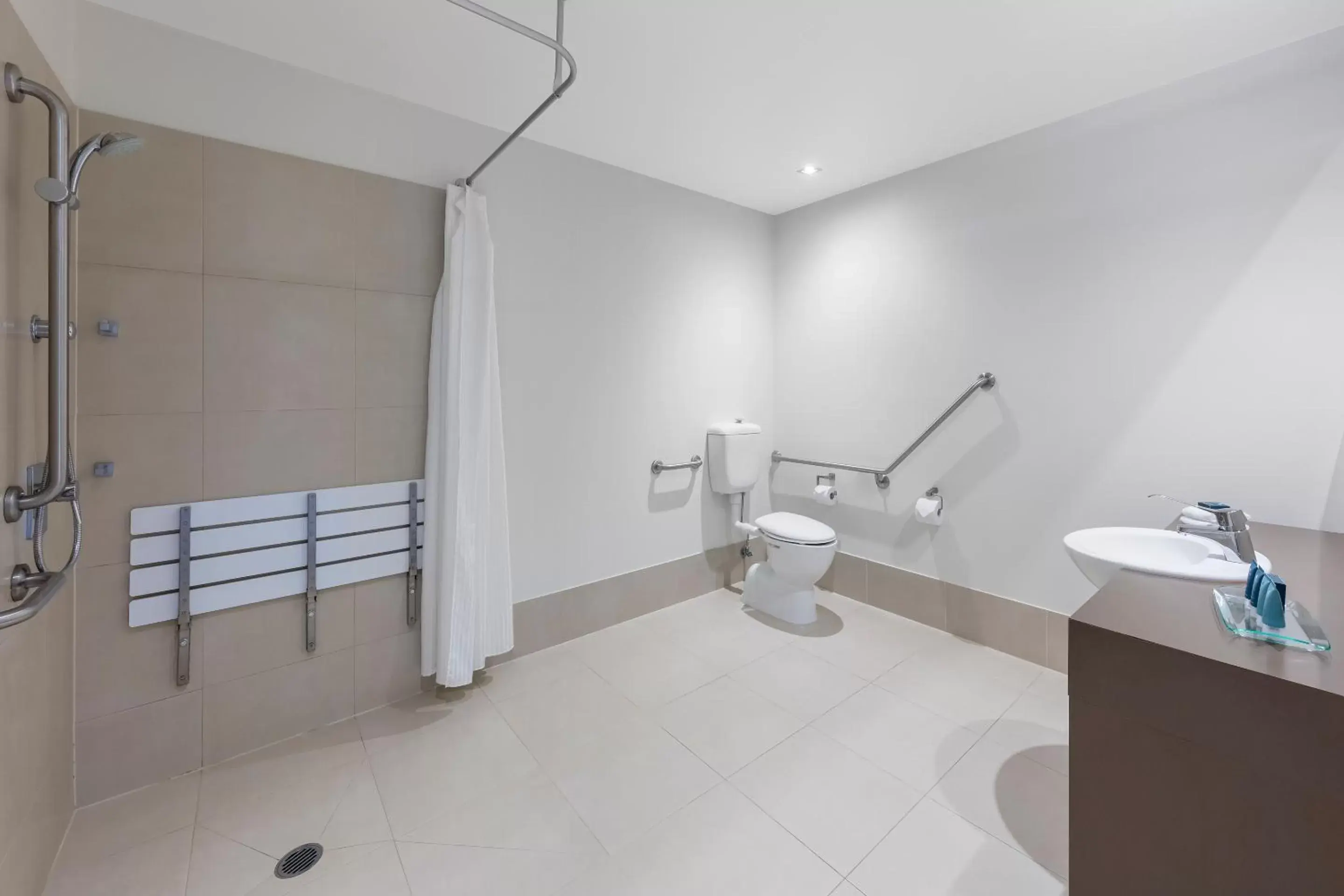 Bathroom in Wyndham Resort Torquay