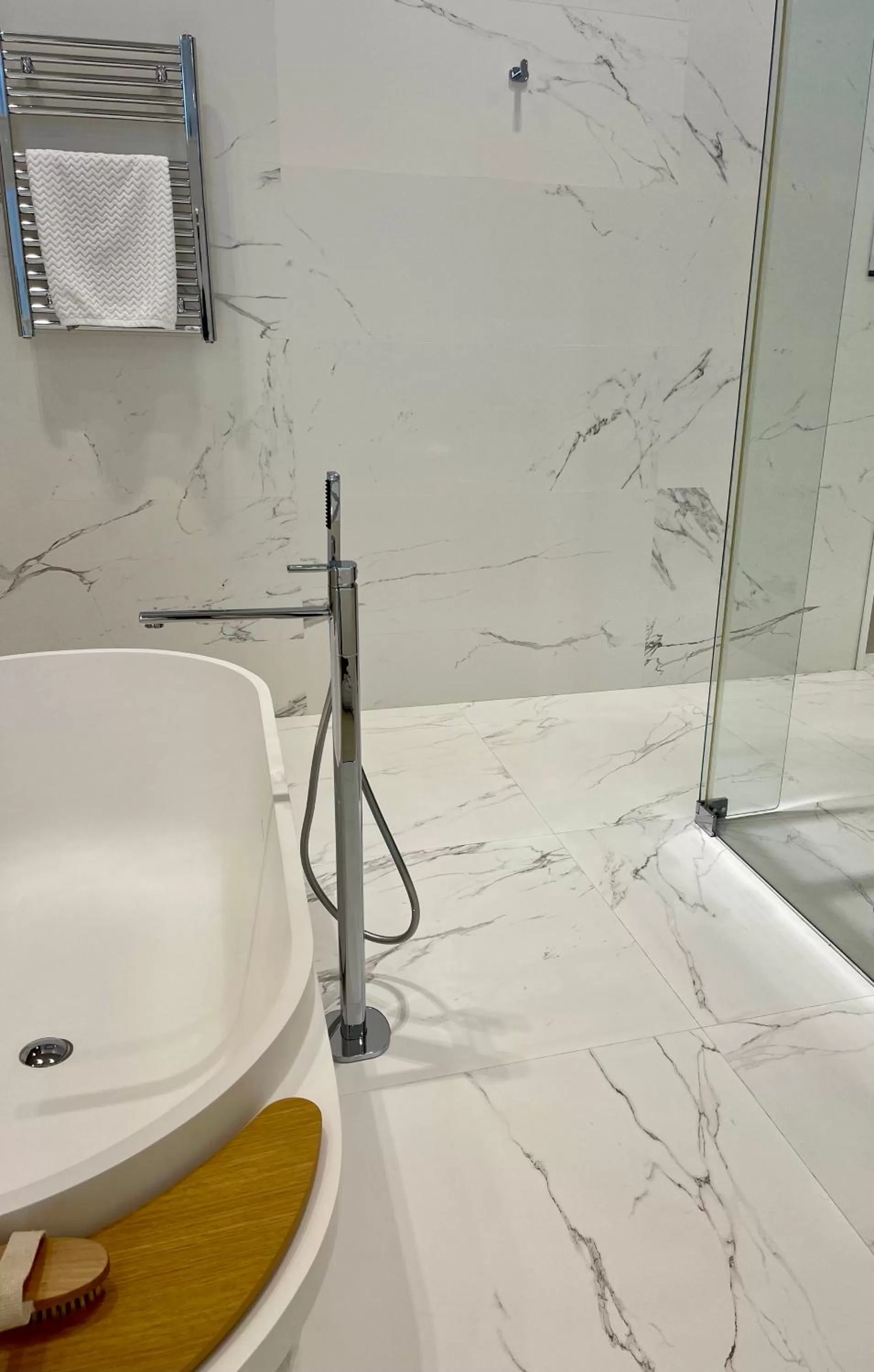 Bathroom in Luxury Apartments MONDRIAN Market Square II