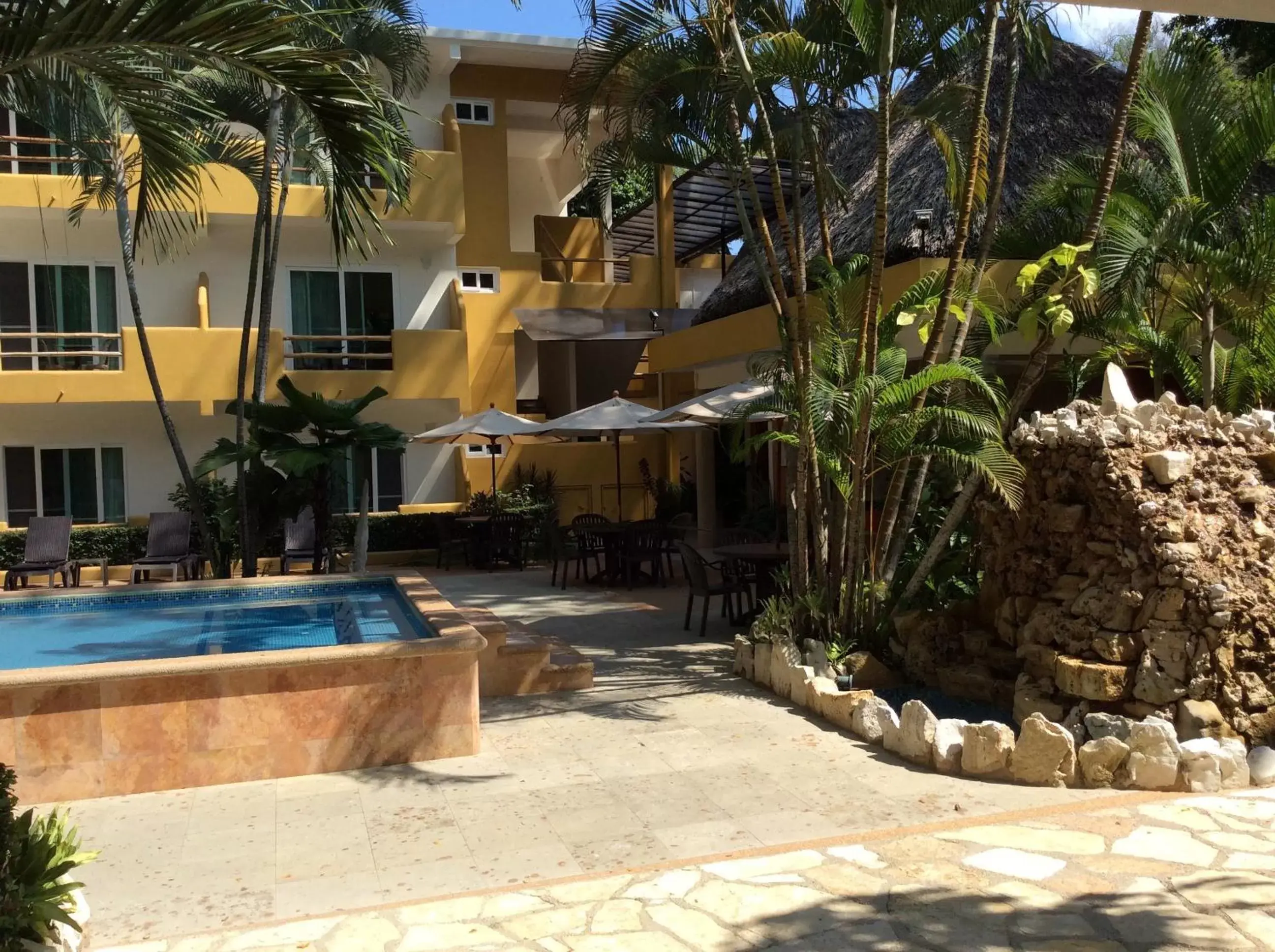 Property Building in Hotel Chablis Palenque