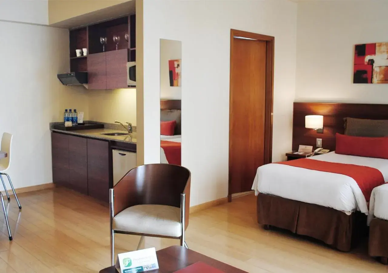 Kitchen or kitchenette, Bed in Palermo Suites Buenos Aires Hotel & Apartments Kitchen or kitchenette, Bed in Palermo Suites Buenos Aires Hotel & Apartments