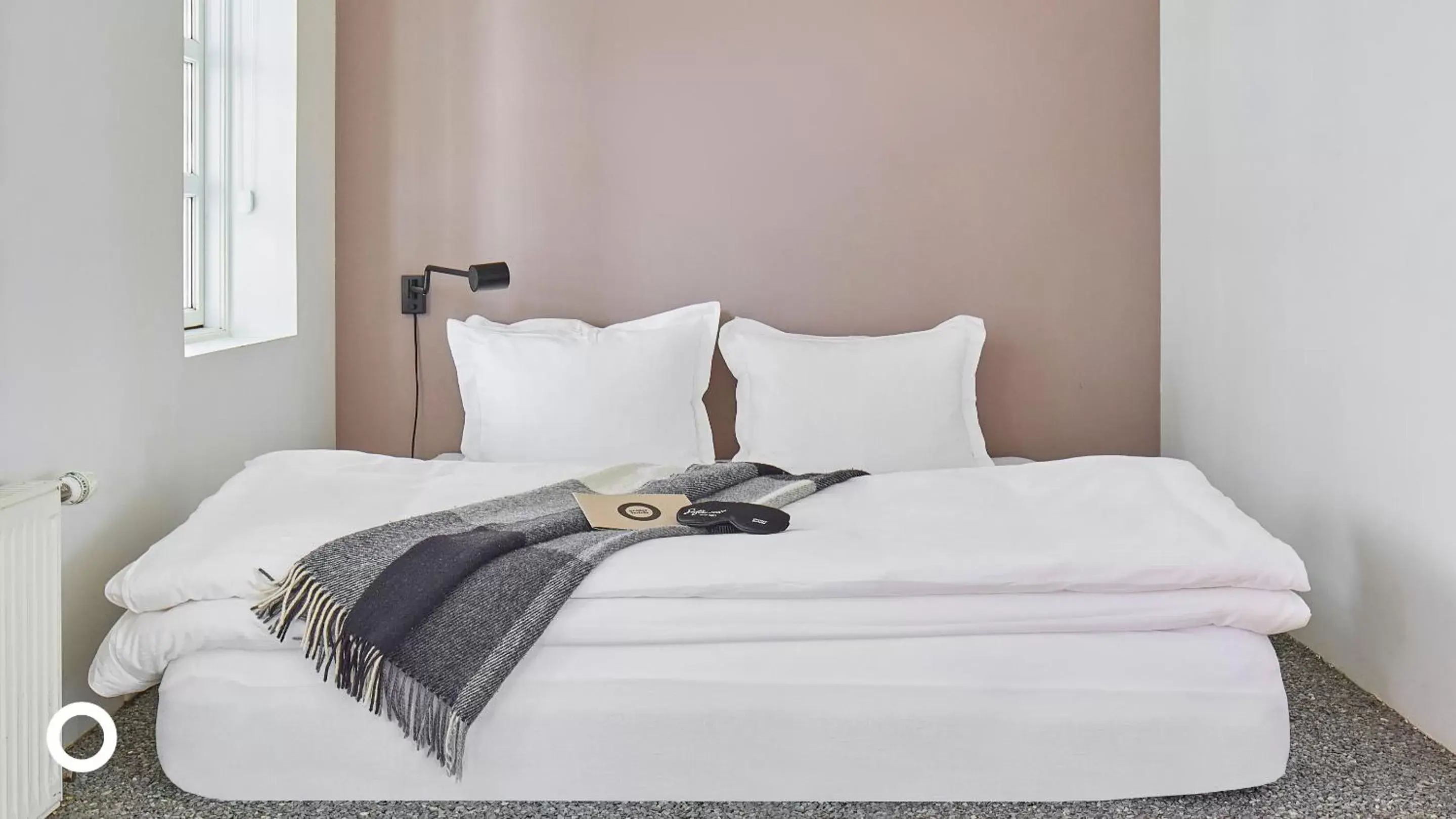 Bed in Thingholt Hotel Apartments from Center Hotels Bed in Thingholt Hotel Apartments from Center Hotels