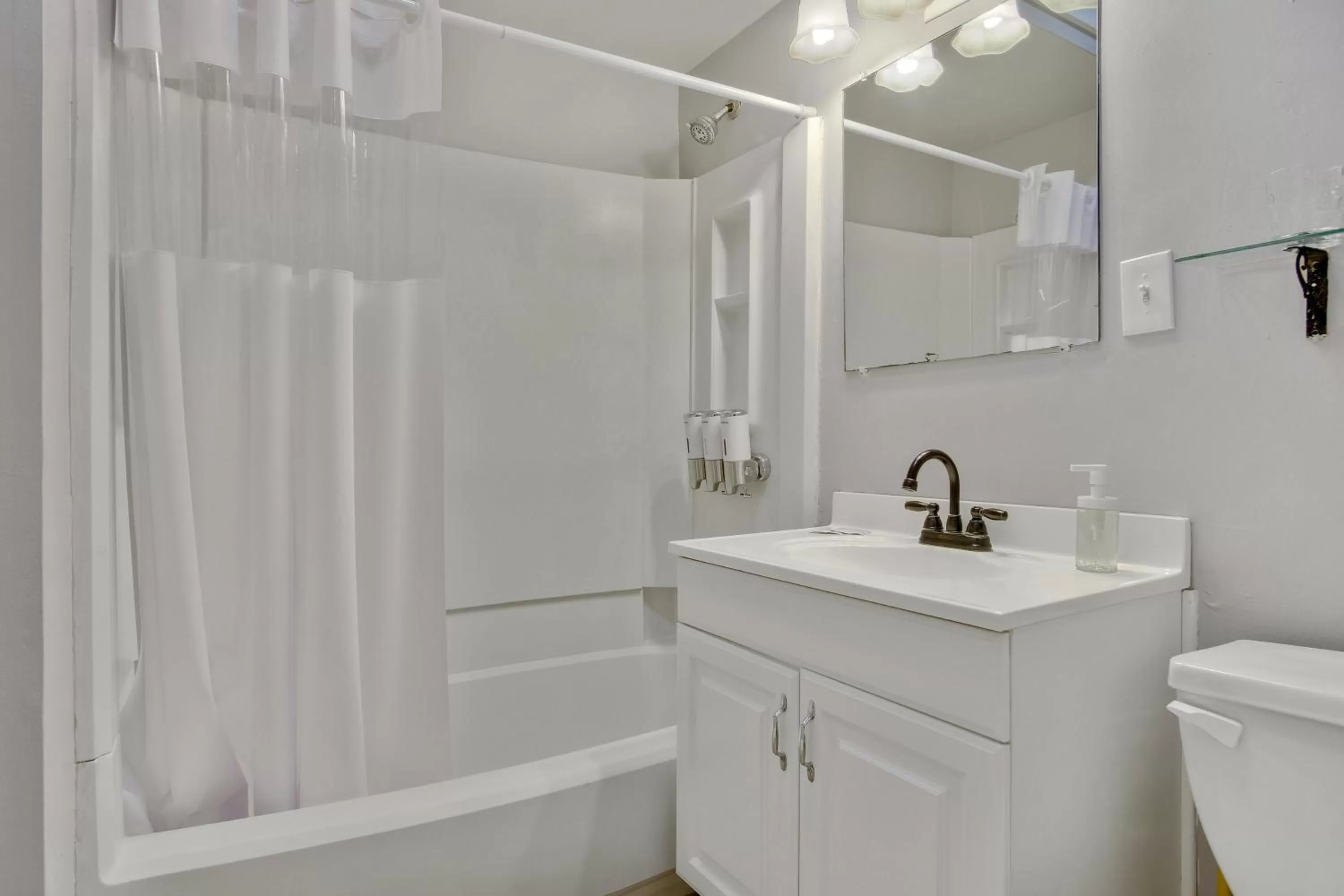 Bathroom in Rathbone Mansions New Orleans