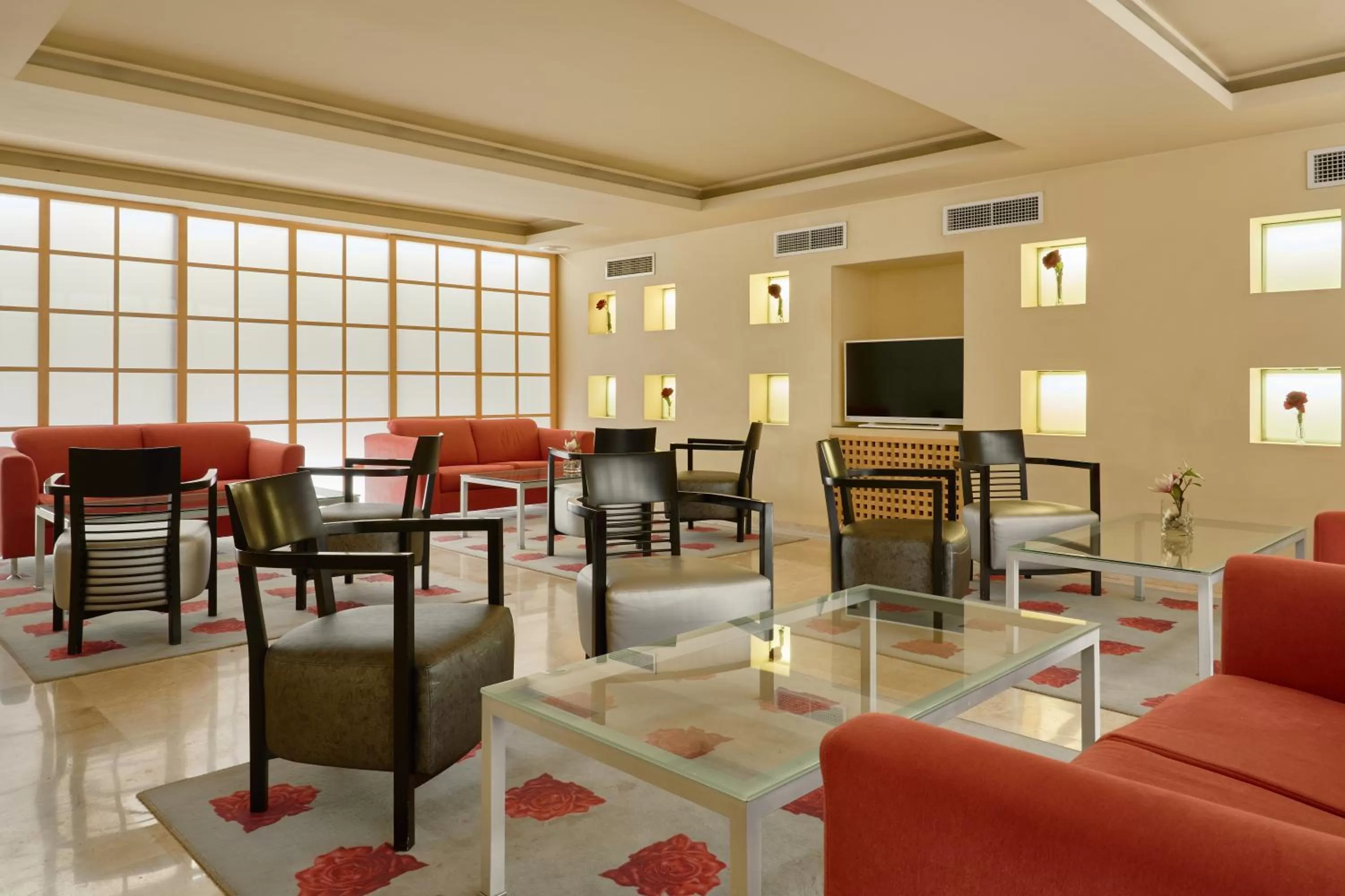 Lounge or bar in Hotel Macià Cóndor