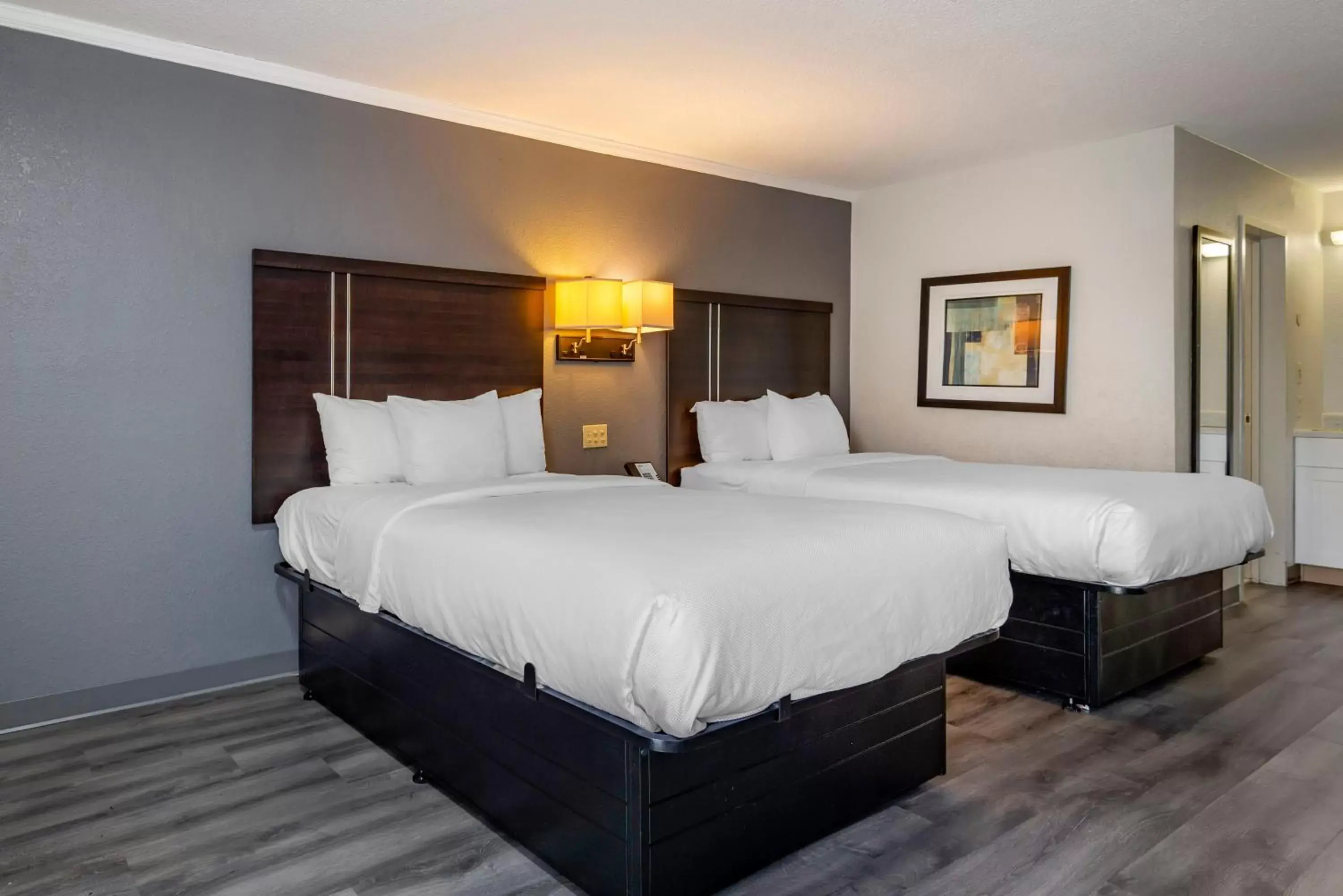 Bed in Suburban Studios Rock Hill Northeast I-77 Bed in Suburban Studios Rock Hill Northeast I-77