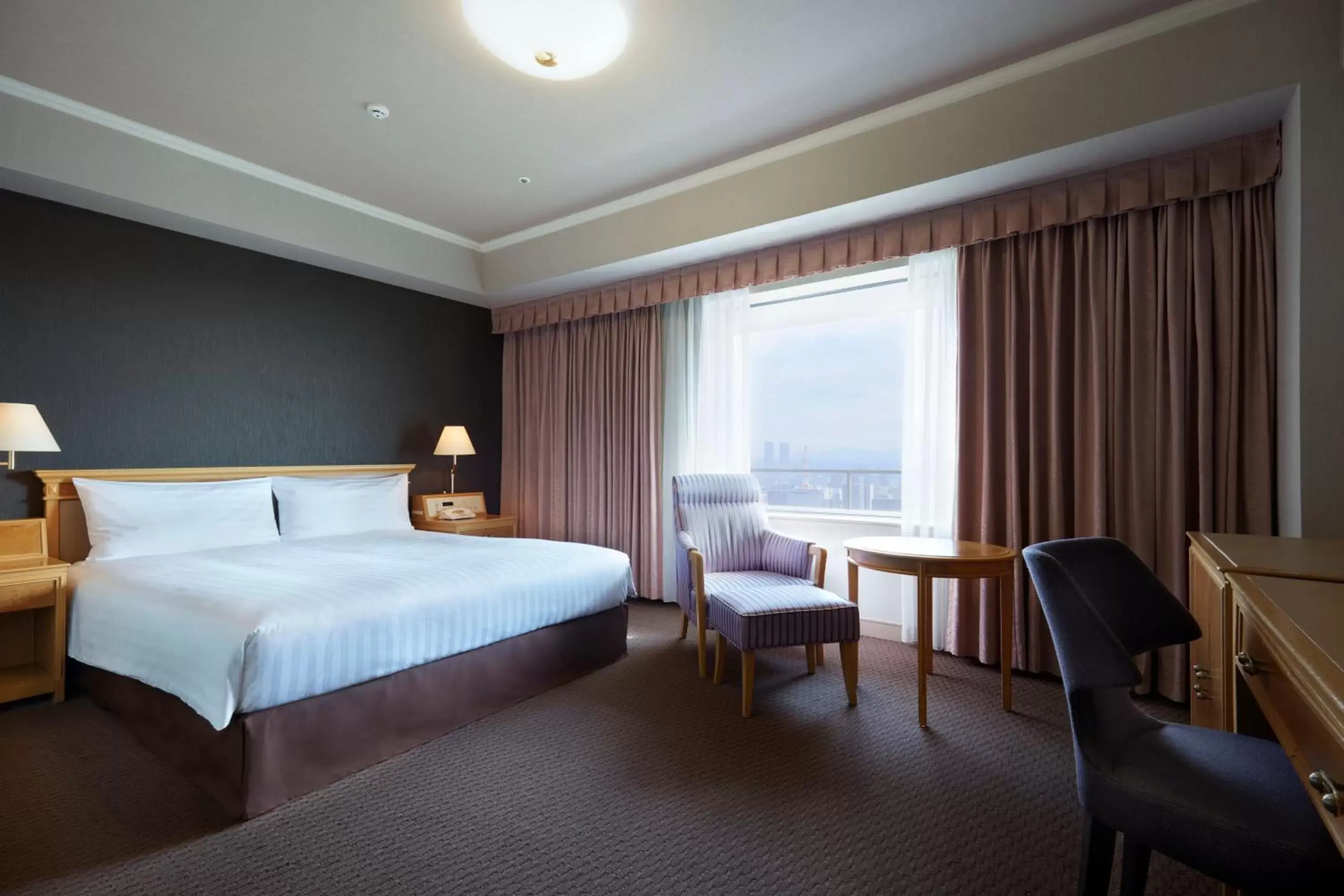 Photo of the whole room, Bed in Hotel Agora Regency Osaka Sakai