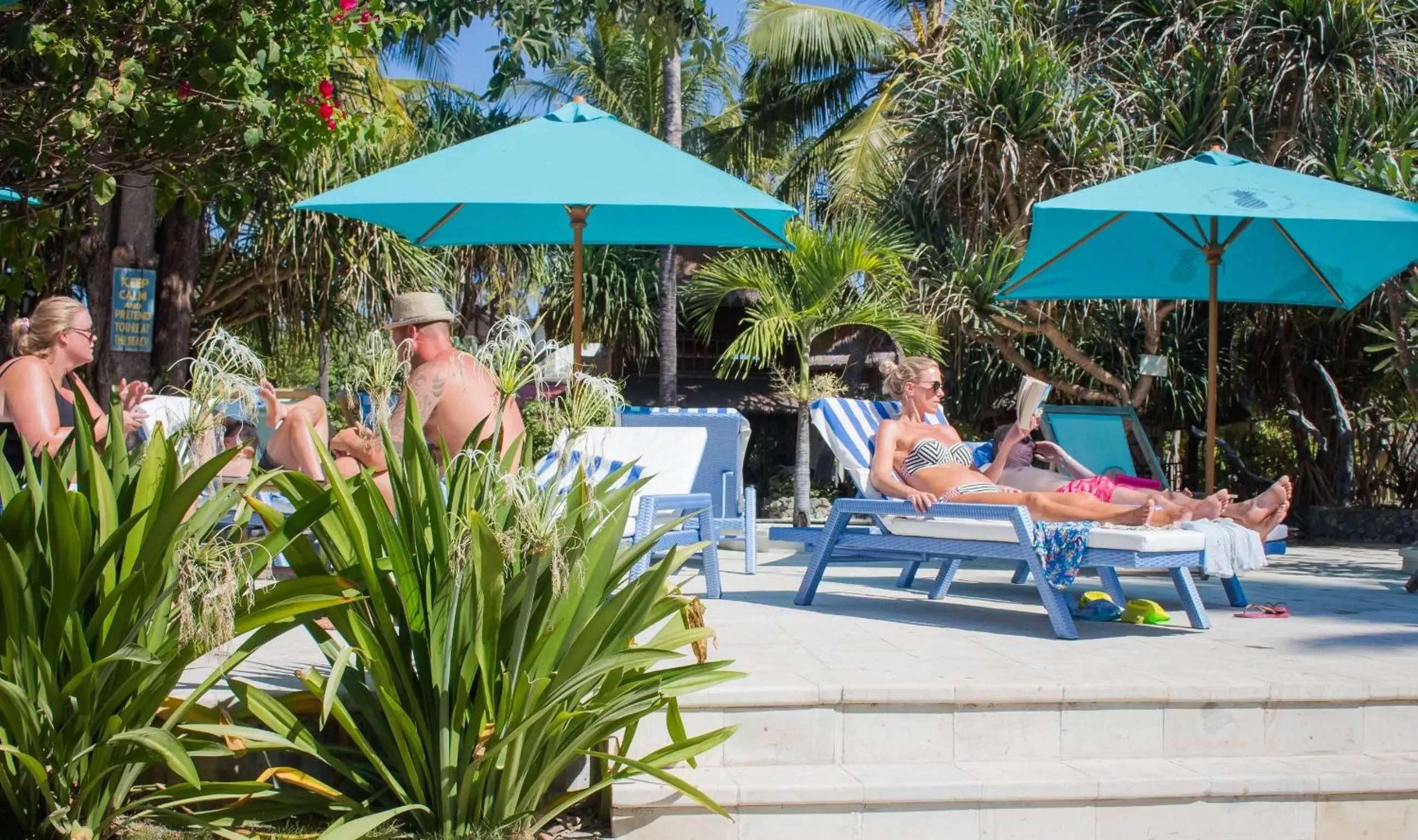 Swimming pool in Sunrise Resort