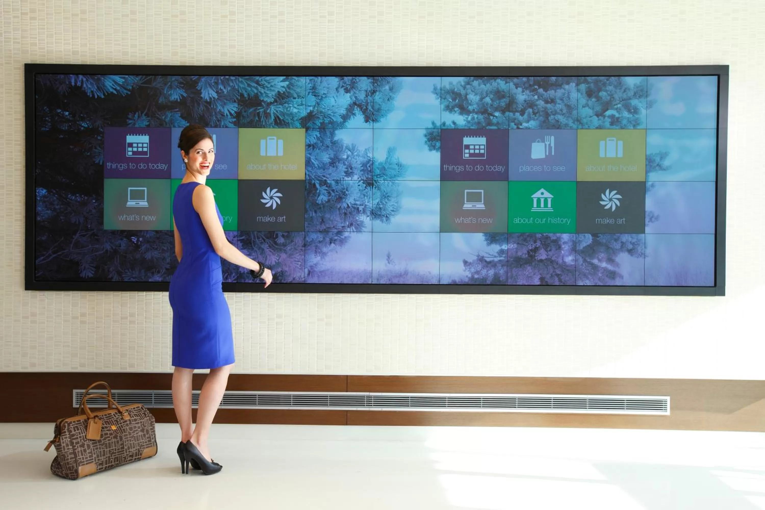 Lobby or reception in Mere Hotel