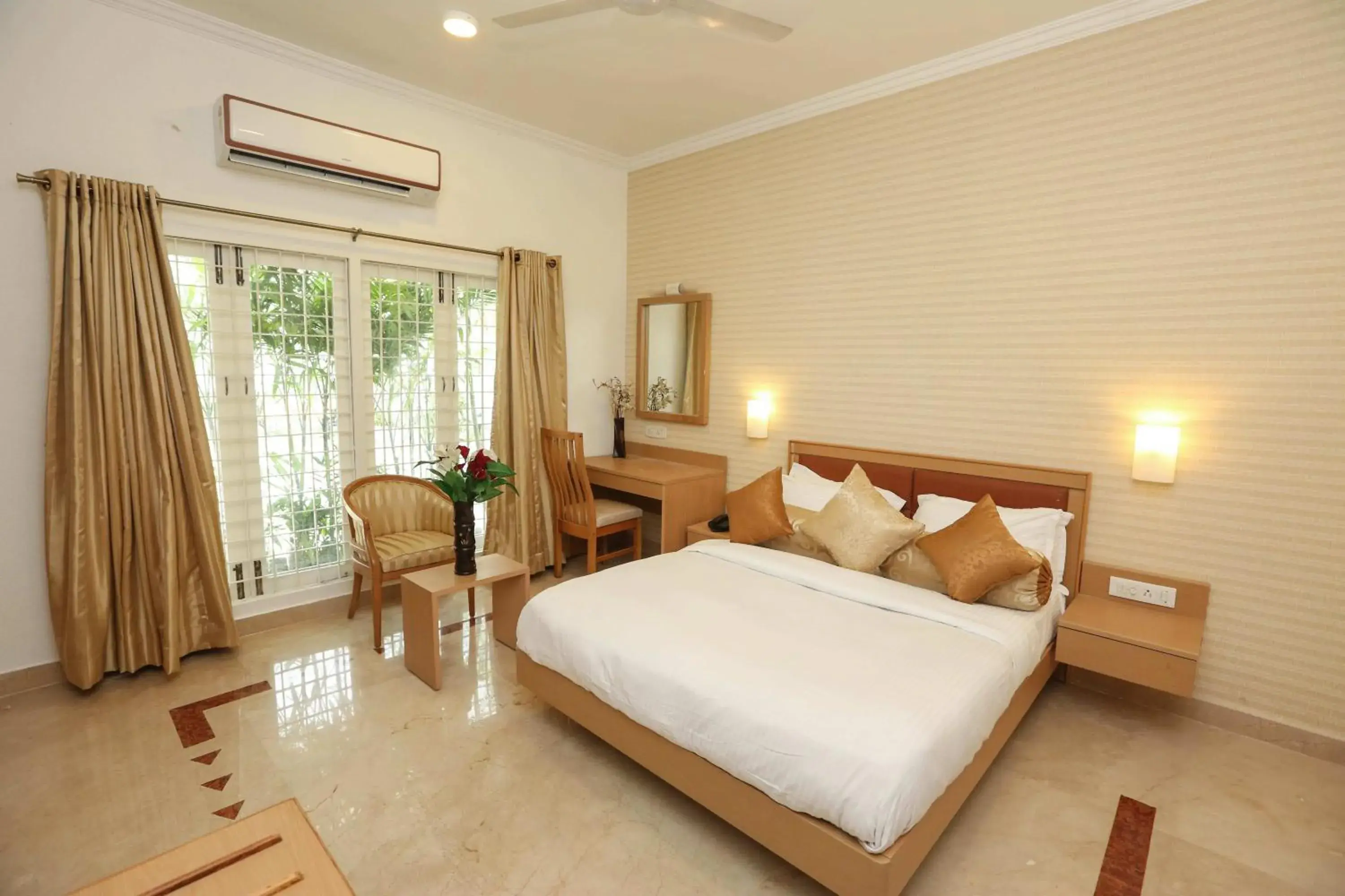 Photo of the whole room, Room Photo in Avenue 11 Boutique Residences, Poes Garden Chennai