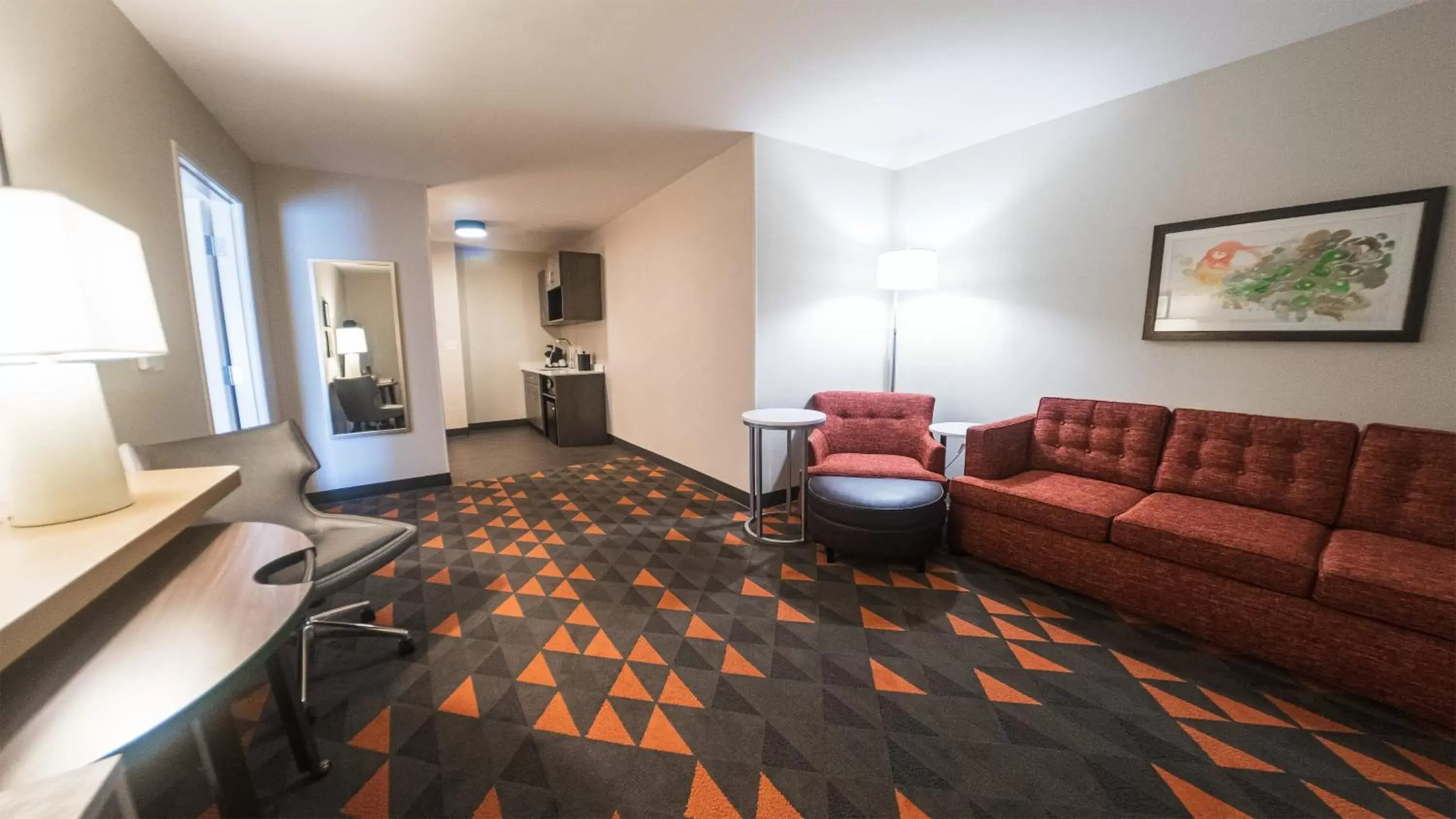 Photo of the whole room, Seating Area in Holiday Inn & Suites Philadelphia W - Drexel Hill, an IHG Hotel