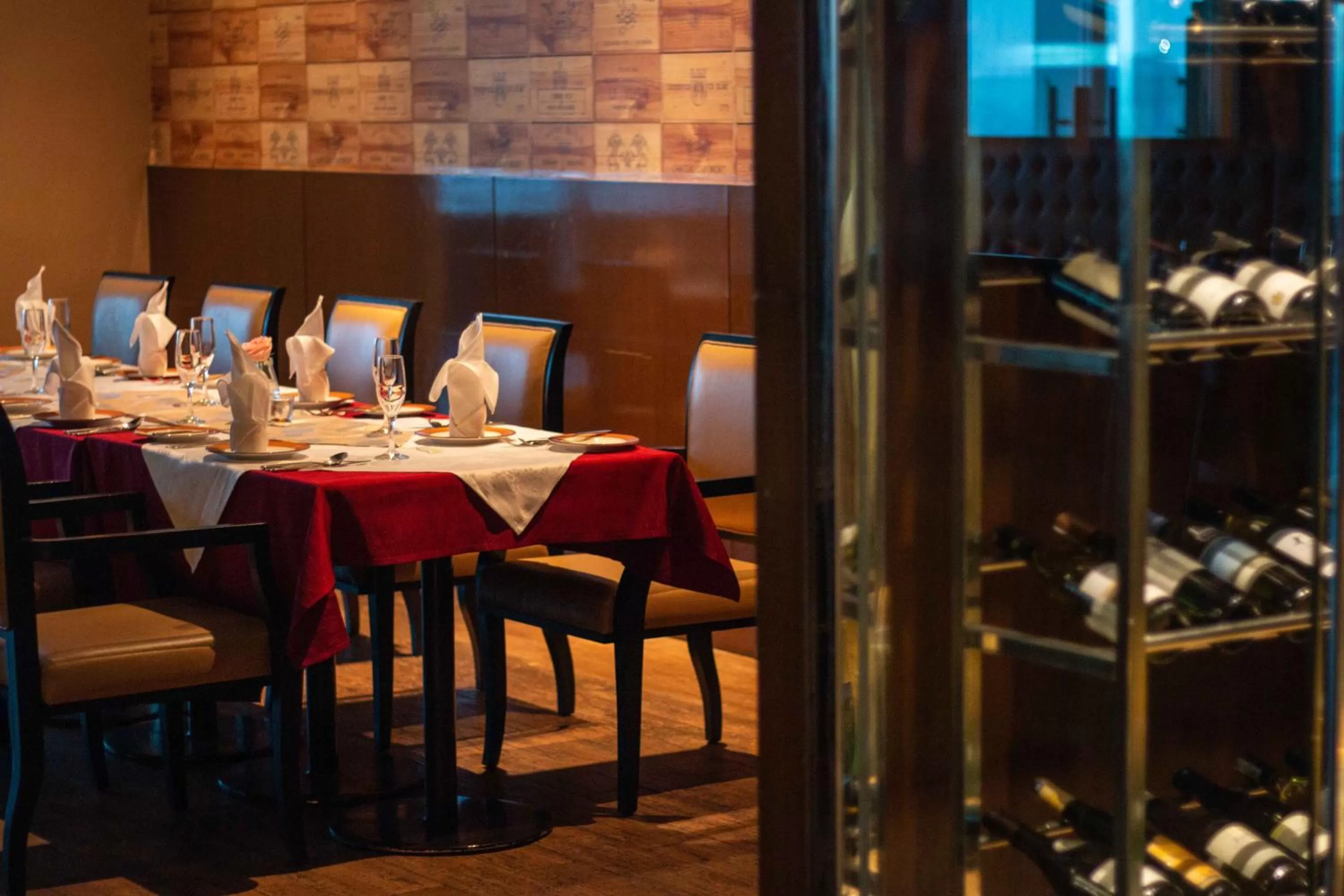 Restaurant/places to eat in Hatten Hotel Melaka