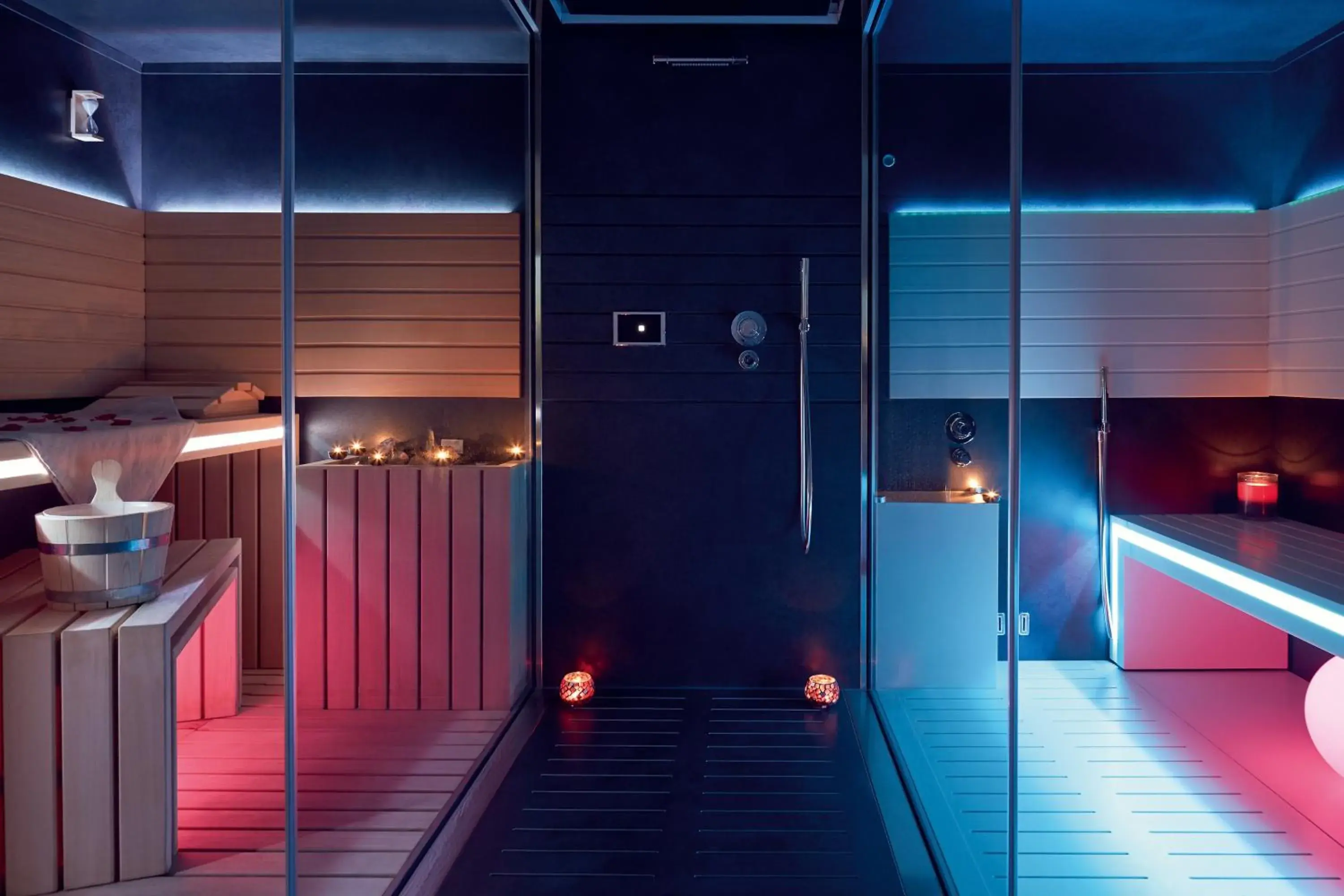 Sauna, Bathroom in Mercure Hotel Golf Cap d'Agde
