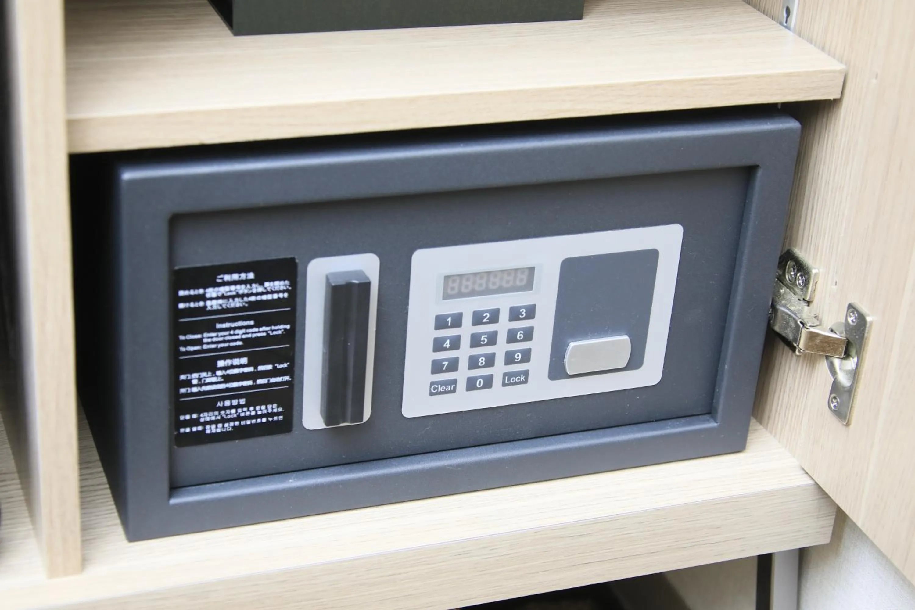 Photo of the whole room in S-peria Inn Osaka Hommachi