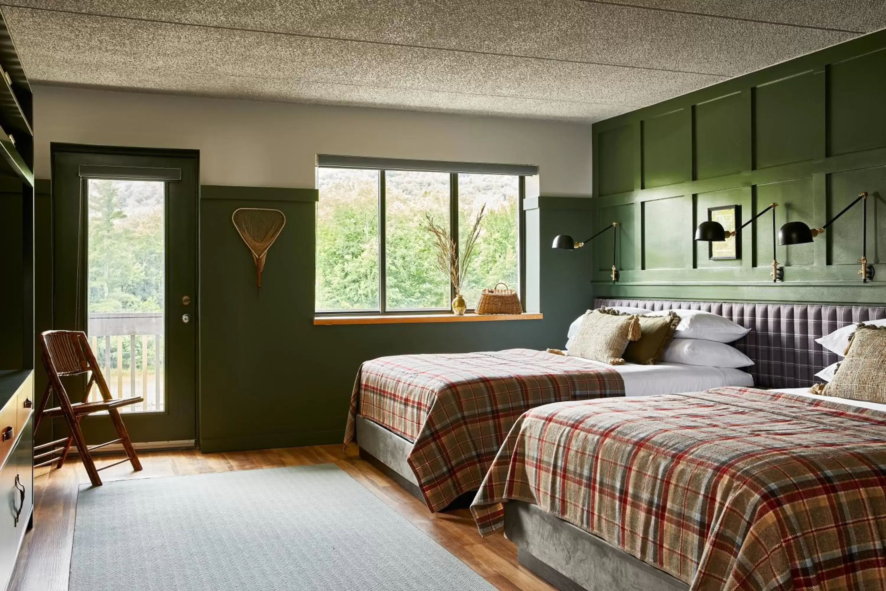 Bedroom, Bed in Hunter Lodge, a Bluebird by Lark
