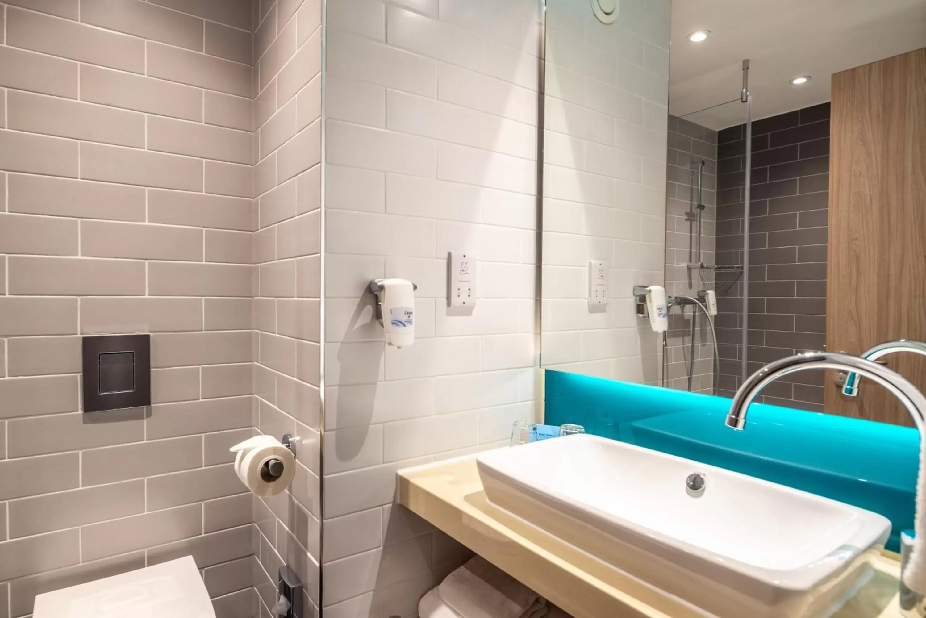Bathroom in Holiday Inn Express - London Heathrow T4, an IHG Hotel