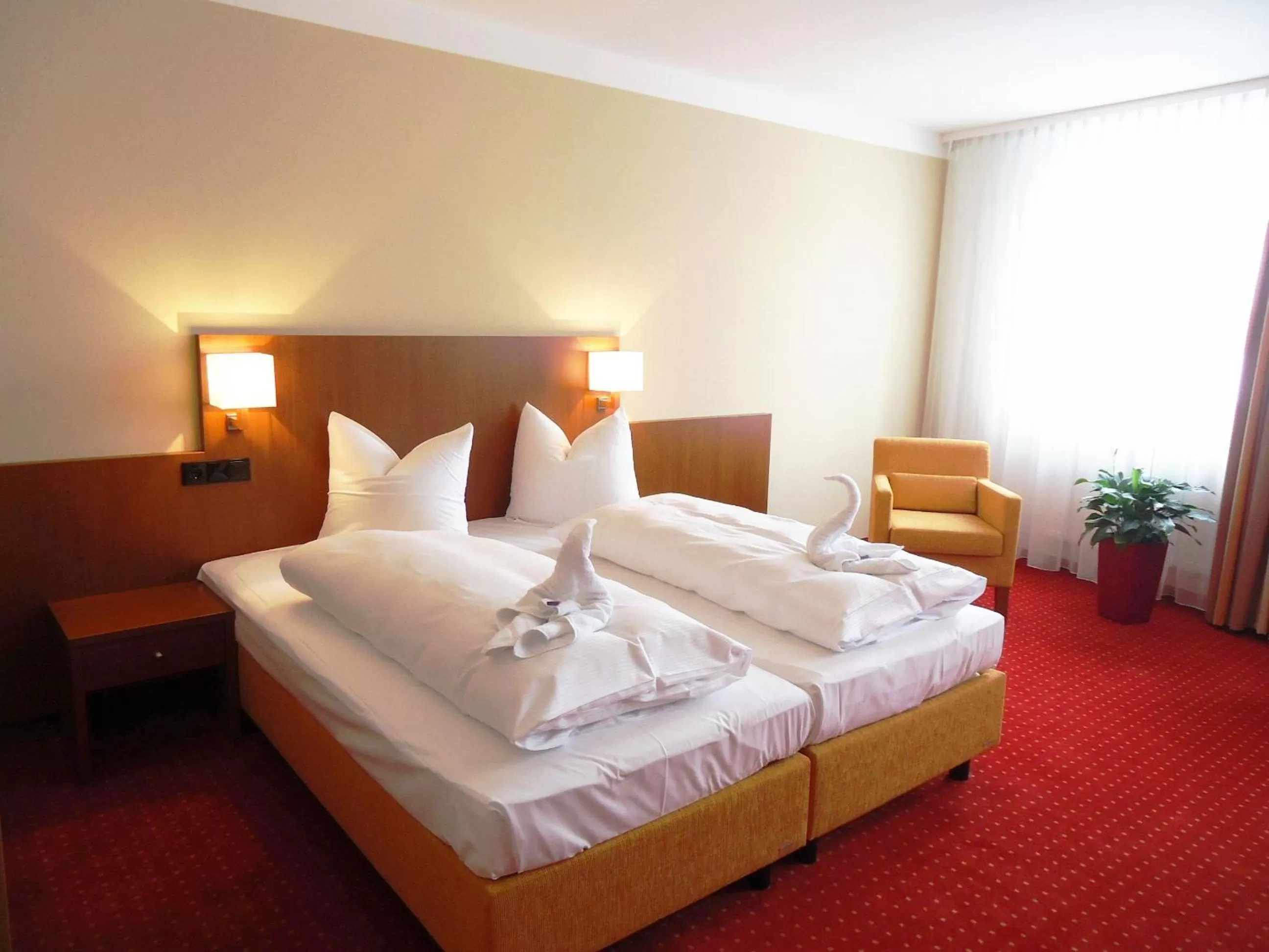 Photo of the whole room, Bed in Hotel Gasthof Posthalter