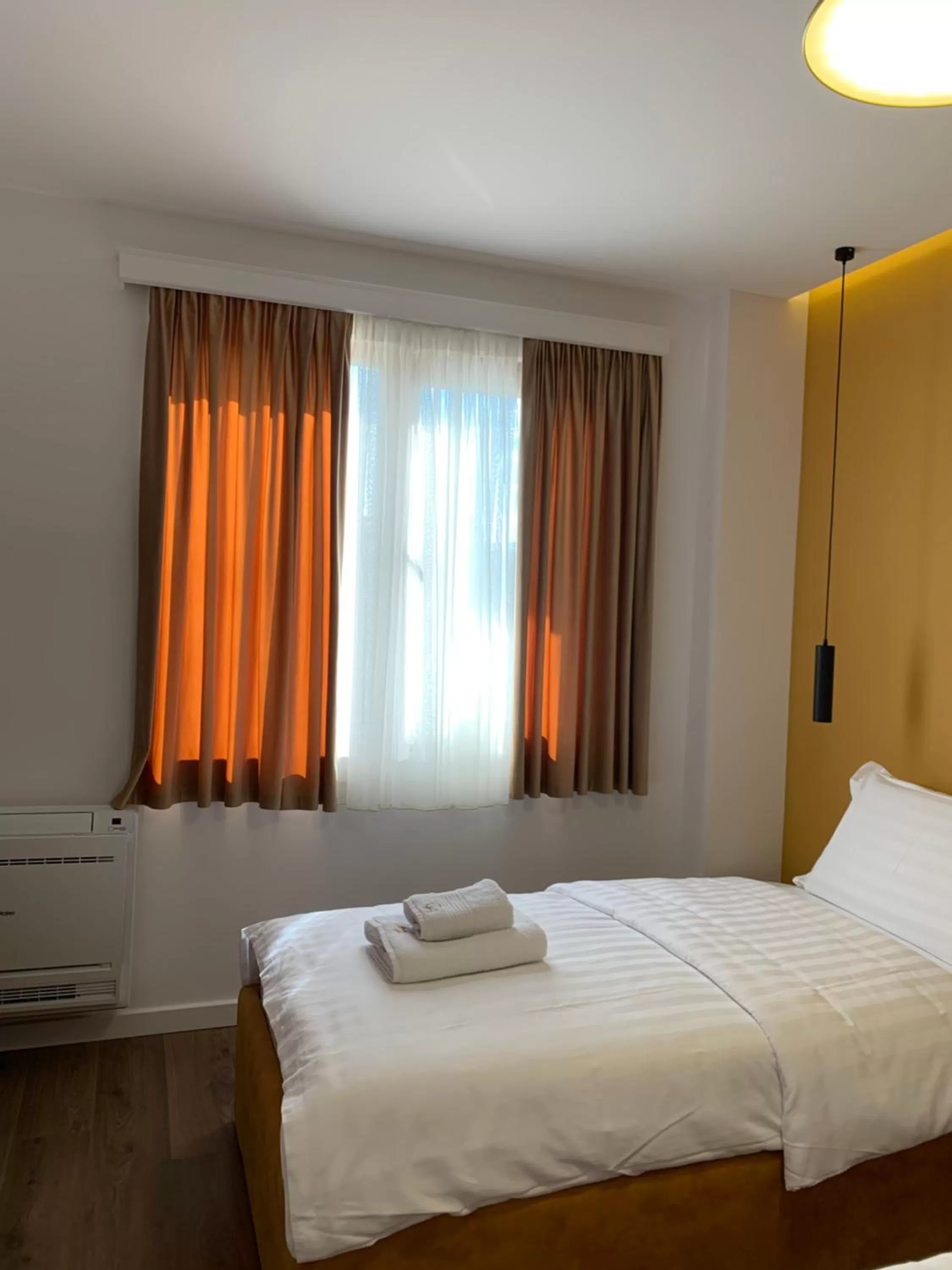 Bed in Grand Hotel Pogradec