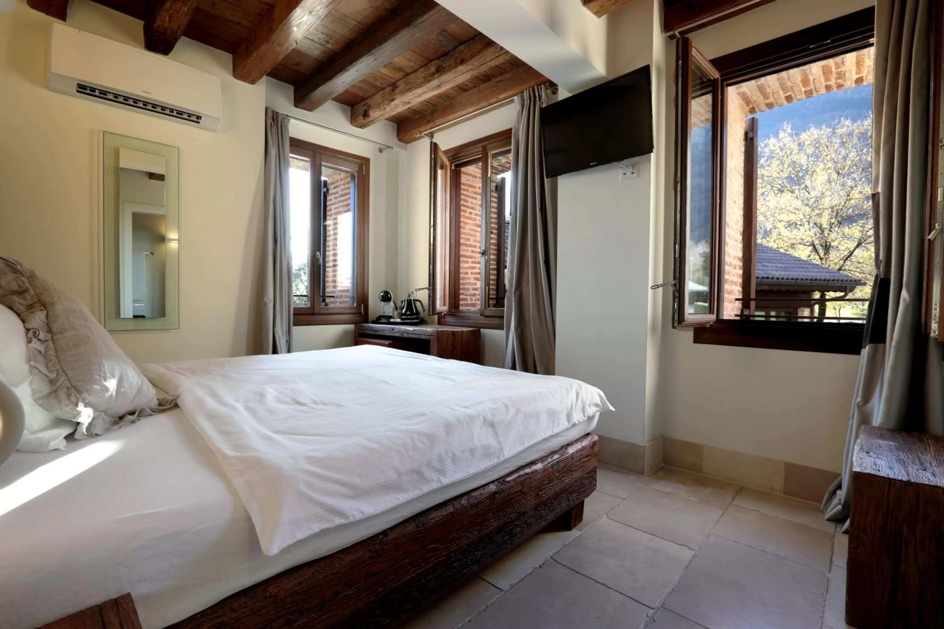 Bed in Hotel Antica Abbazia