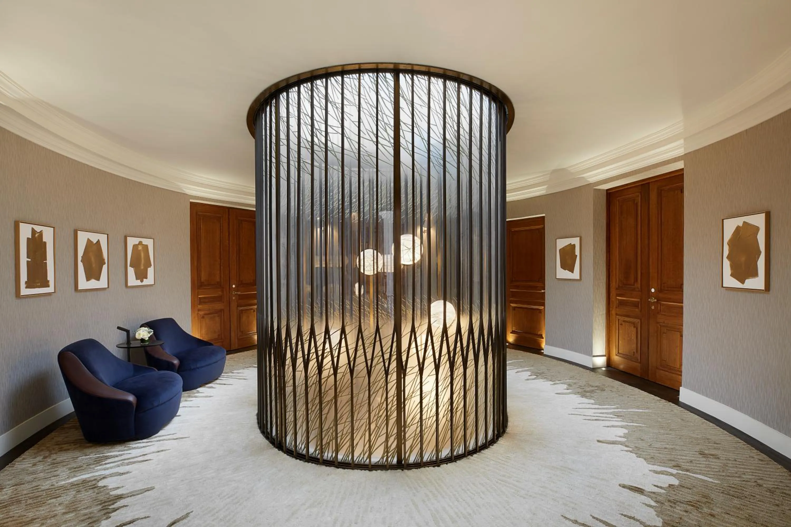 Property building in Maison Villeroy