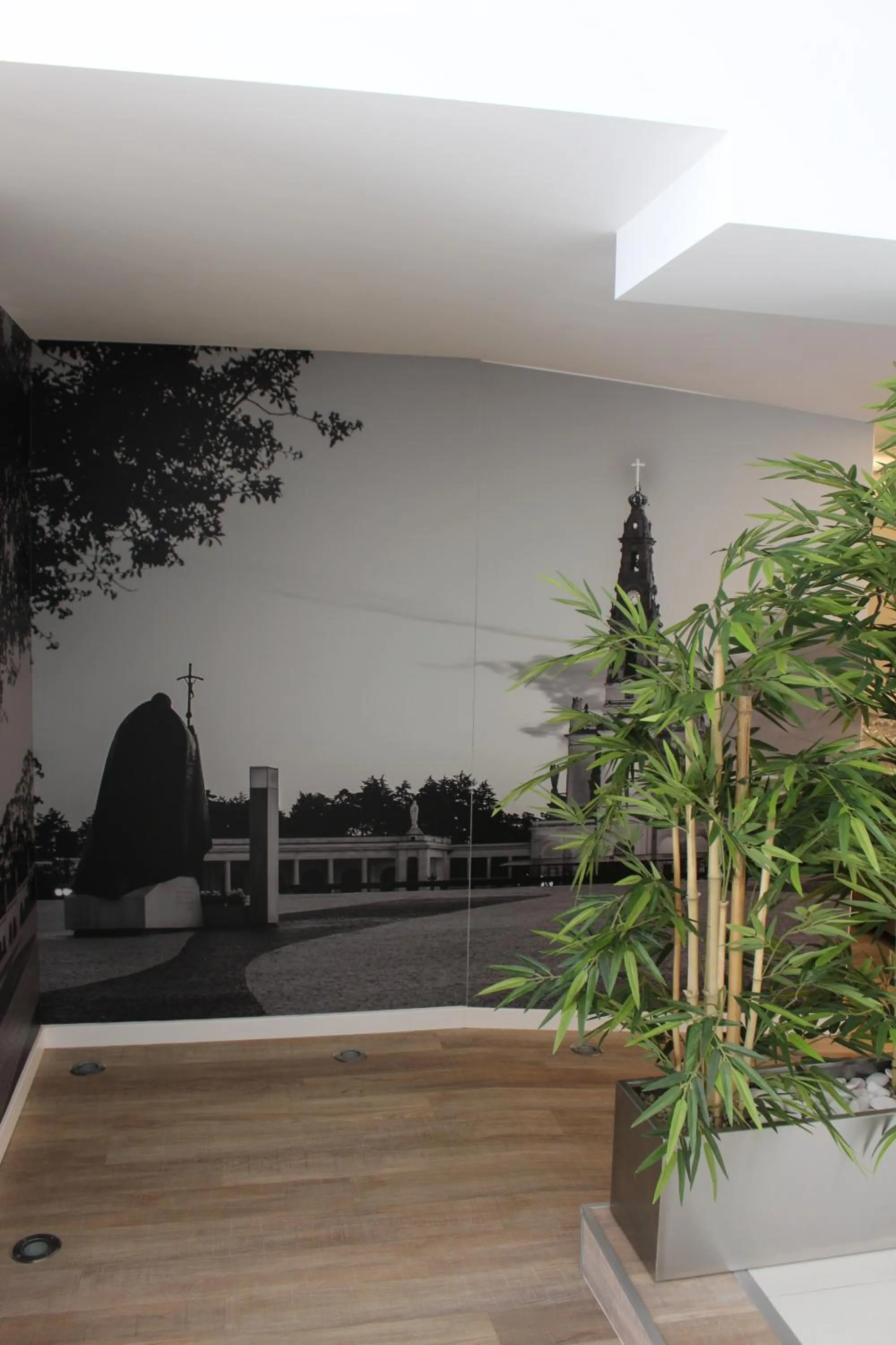 Decorative detail in Hotel Genesis