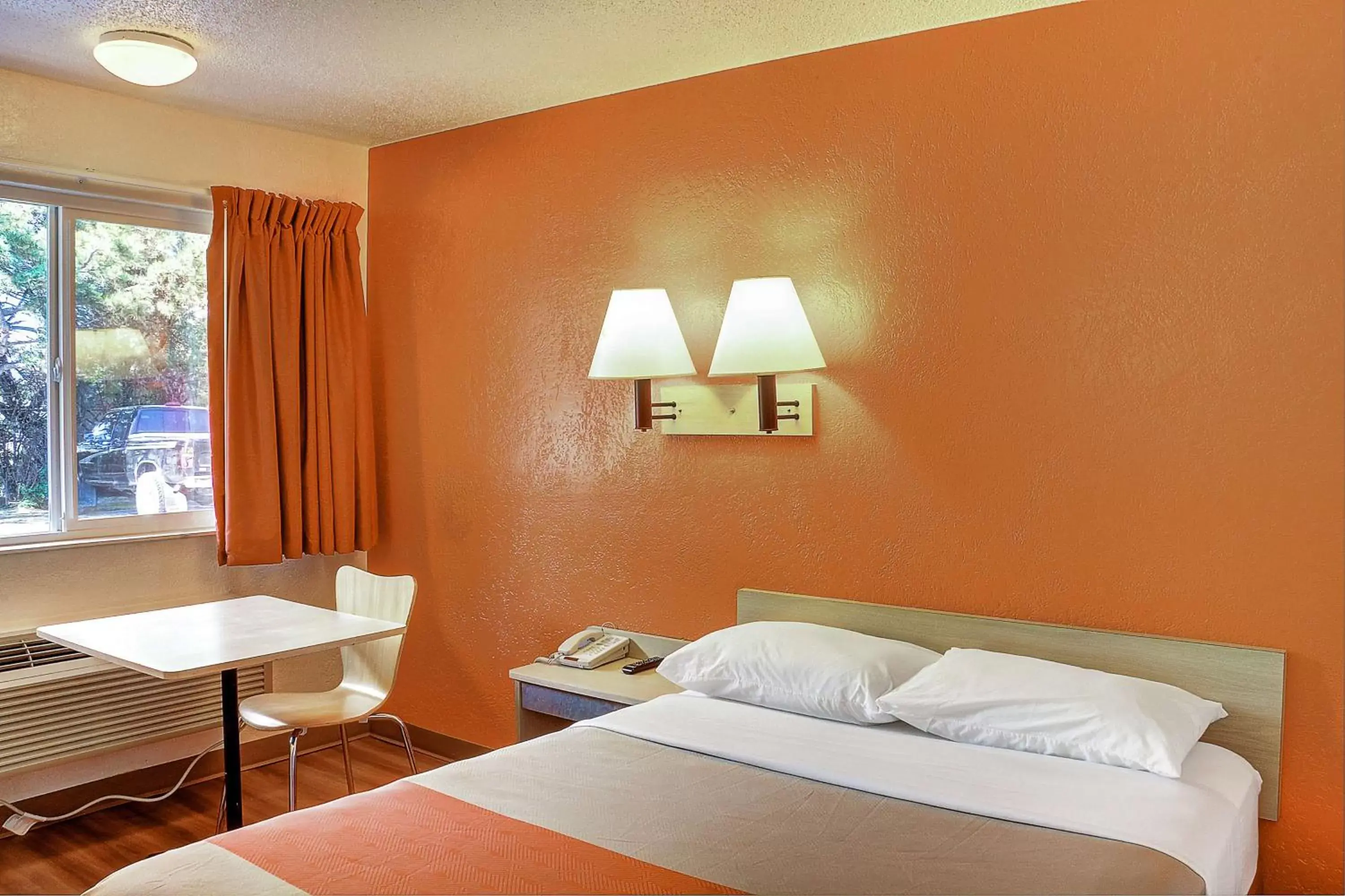 Photo of the whole room, Room Photo in Motel 6 Santa Fe