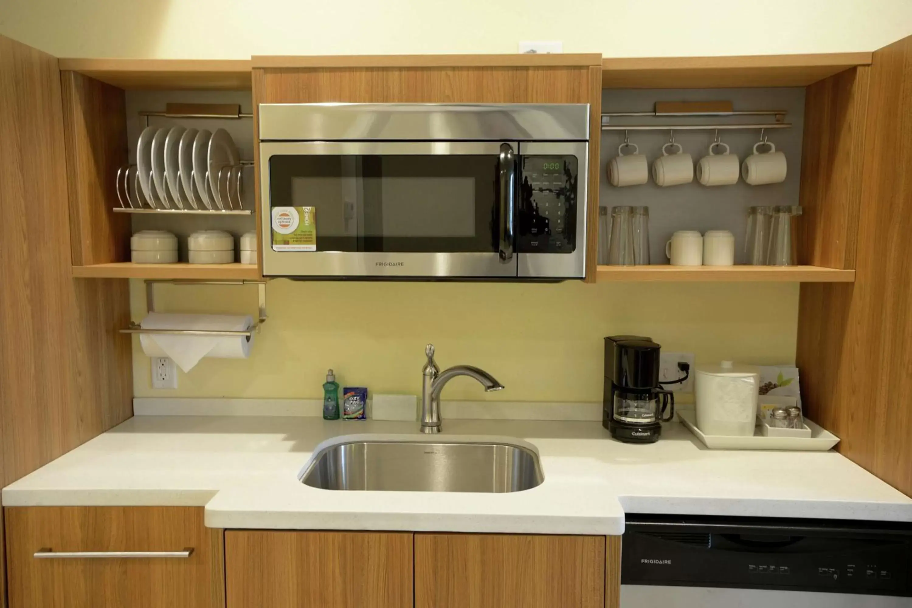 Kitchen or kitchenette, Kitchen/Kitchenette in Home2 Suites by Hilton Edmond