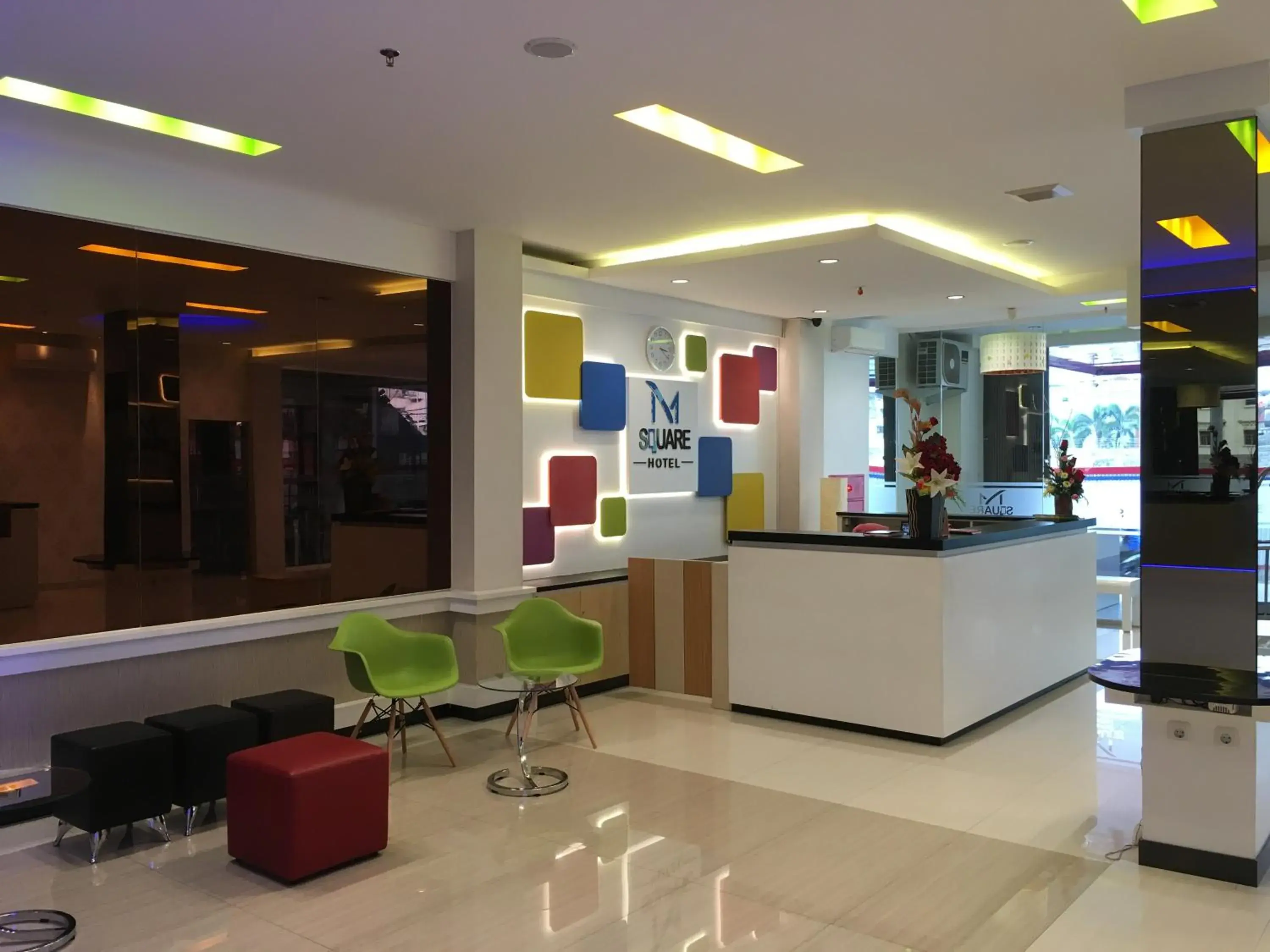 Lobby or reception, Lounge/Bar in Msquare Hotel