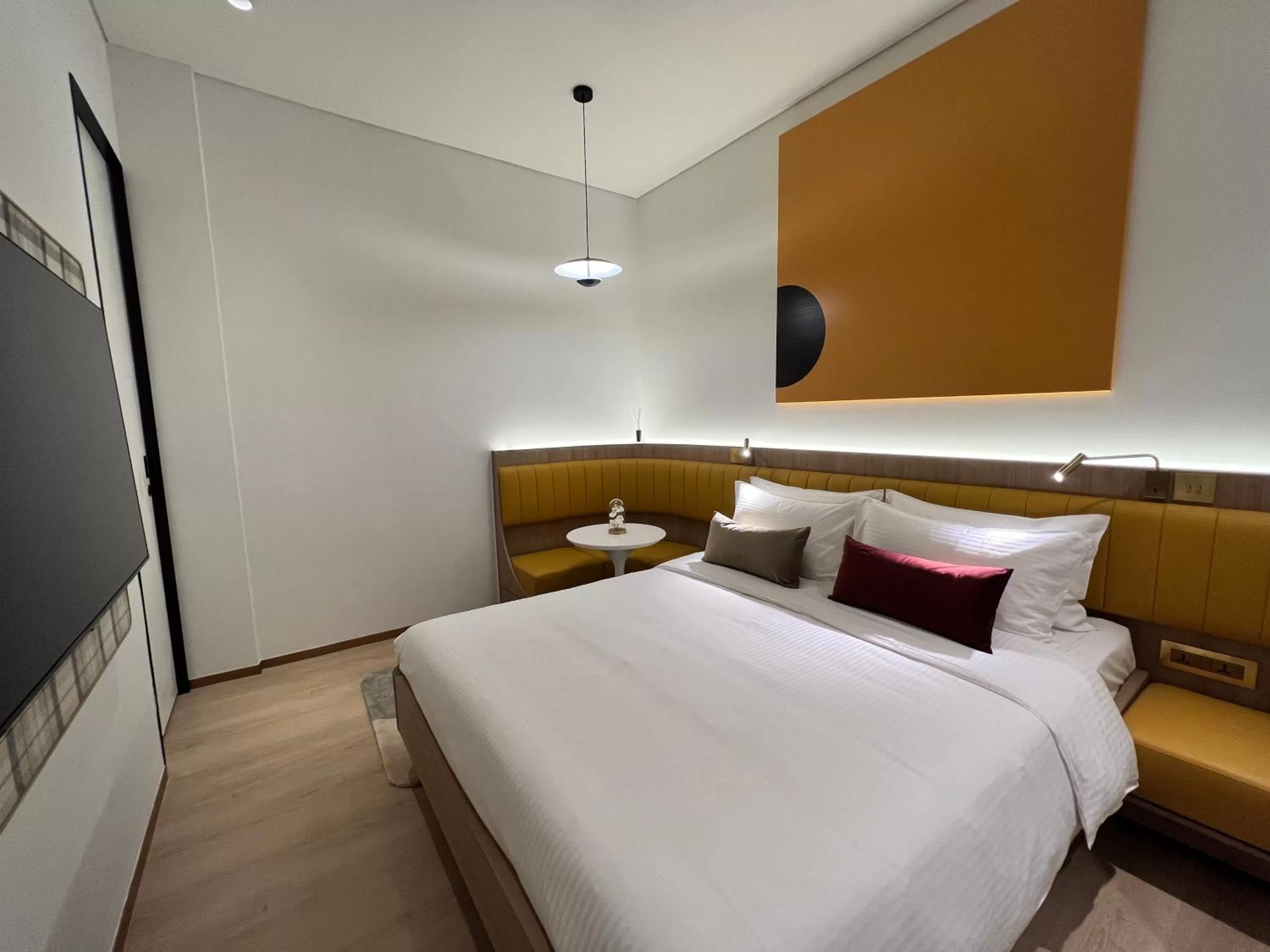 Bedroom, Bed in Citadines Connect City Centre Singapore