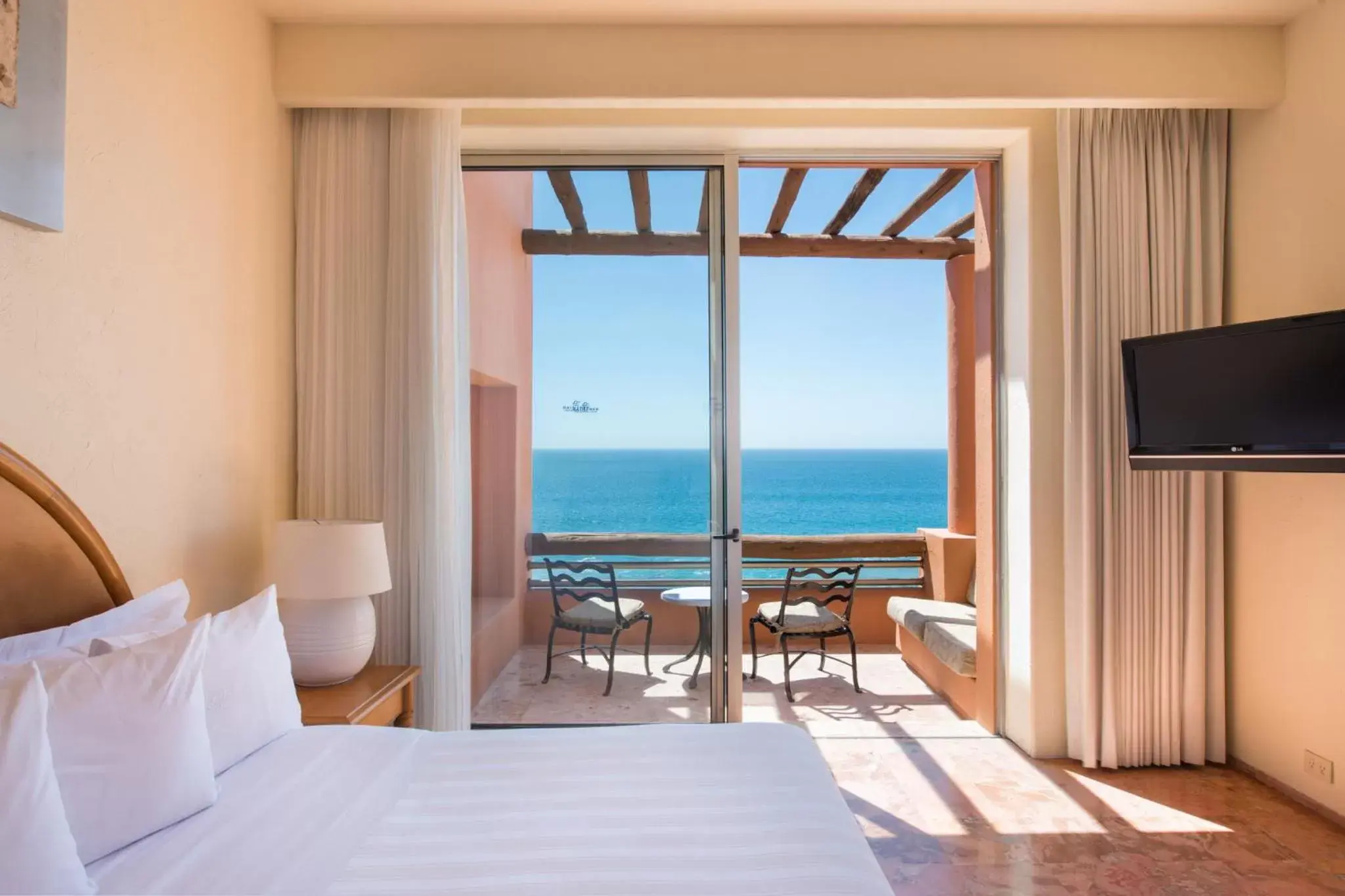 Bedroom in Club Regina Los Cabos