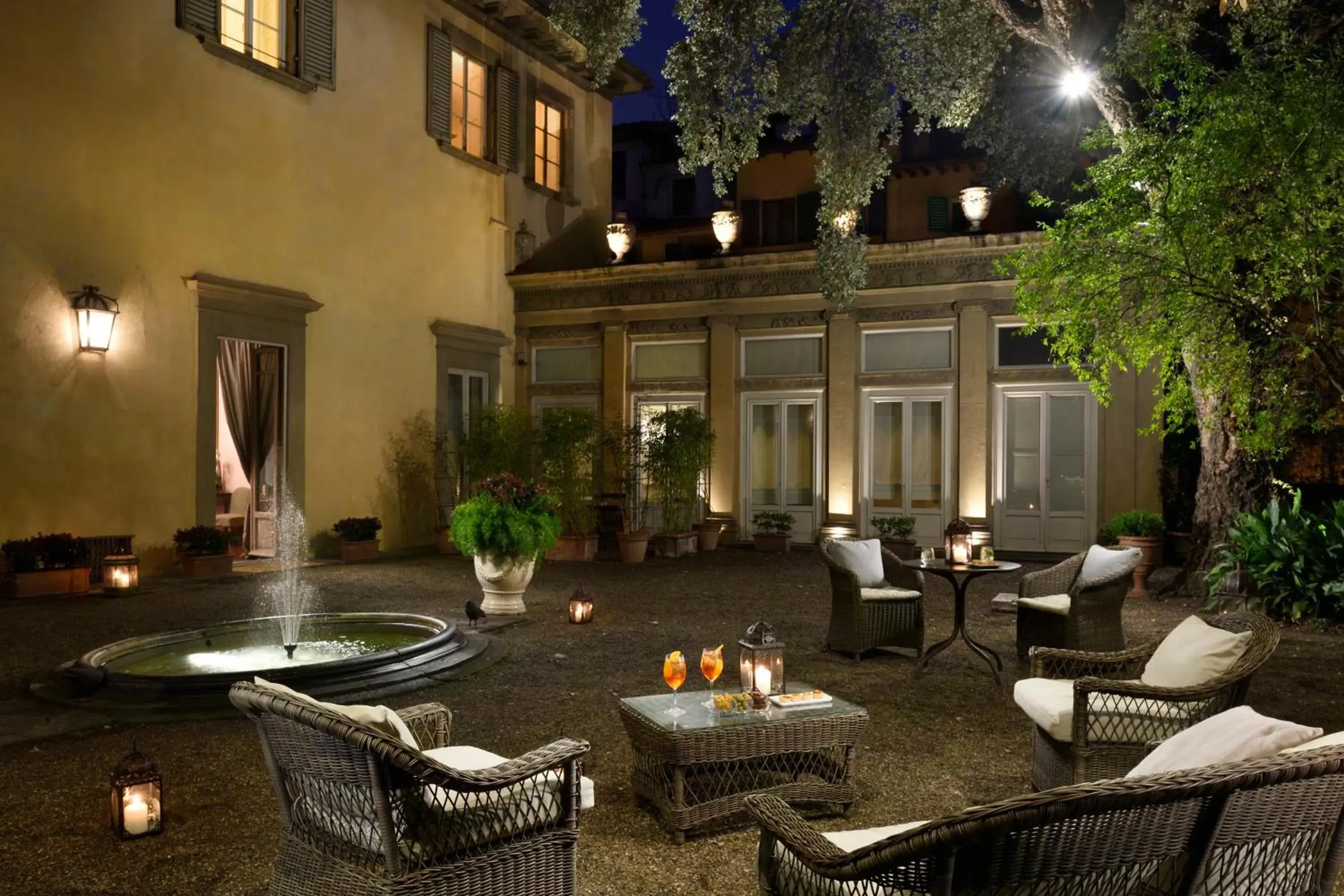 Garden, Restaurant/Places to Eat in Al Palazzo del Marchese di Camugliano Residenza d'Epoca