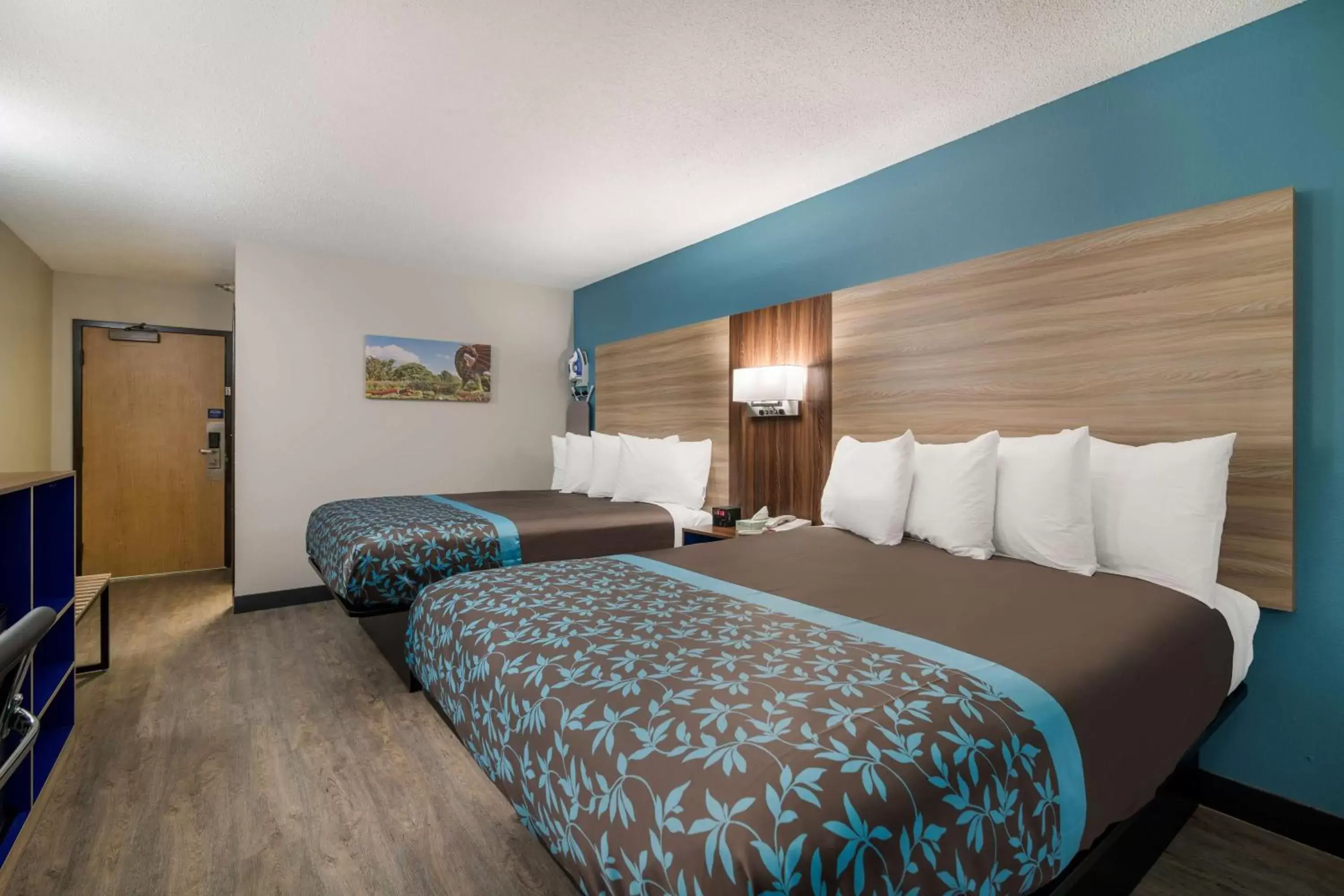 Bed in SureStay Hotel by Best Western Lewiston