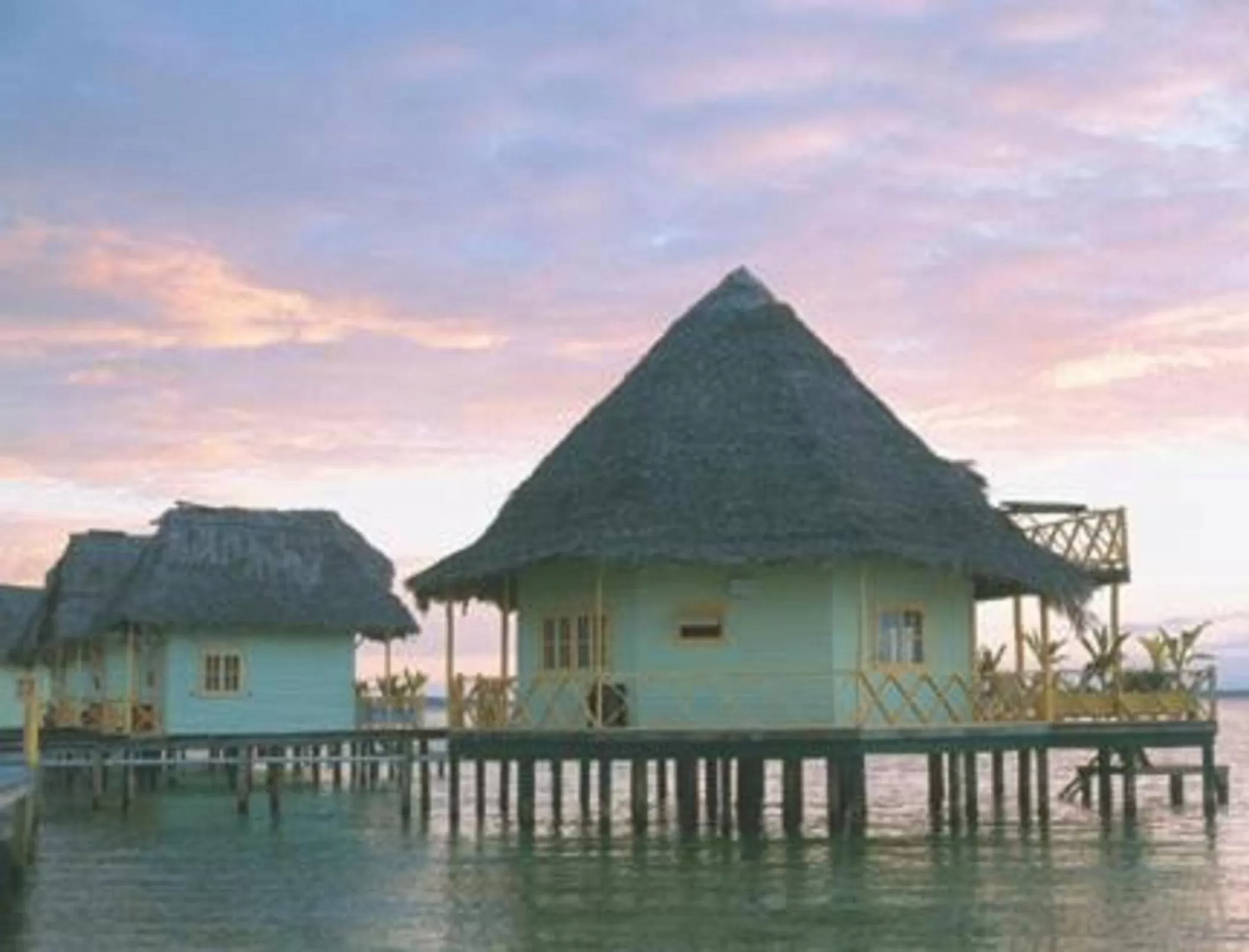 Property building in Punta Caracol Acqua Lodge